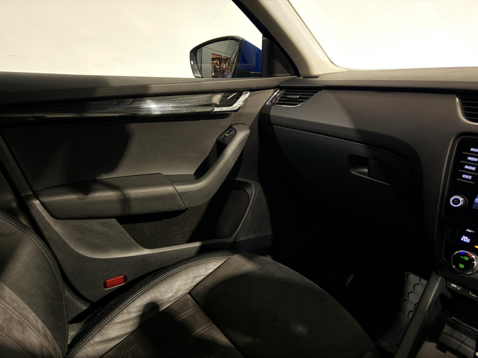 Skoda Octavia 2.0 TDI SE L Estate 5dr Diesel DSG Euro 6 (s/s) (150 ps)