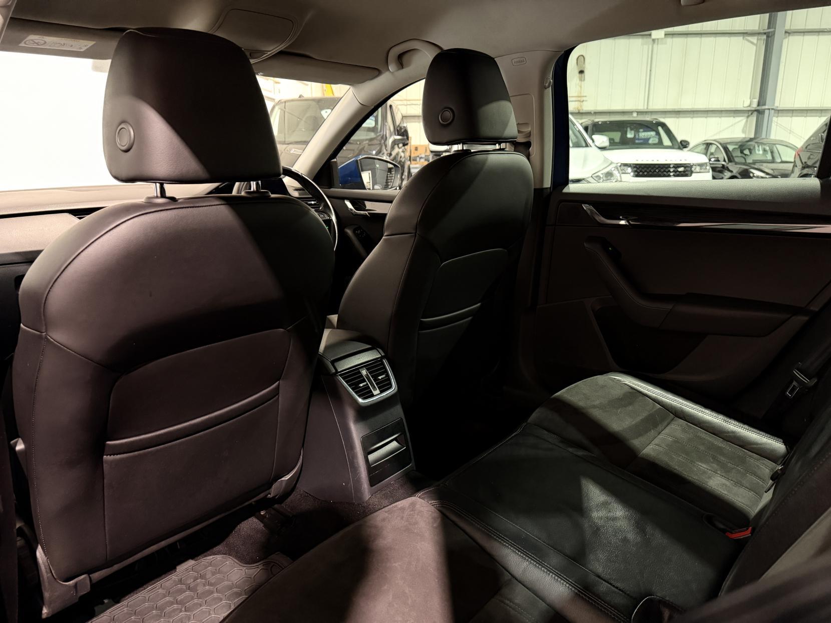 Skoda Octavia 2.0 TDI SE L Estate 5dr Diesel DSG Euro 6 (s/s) (150 ps)