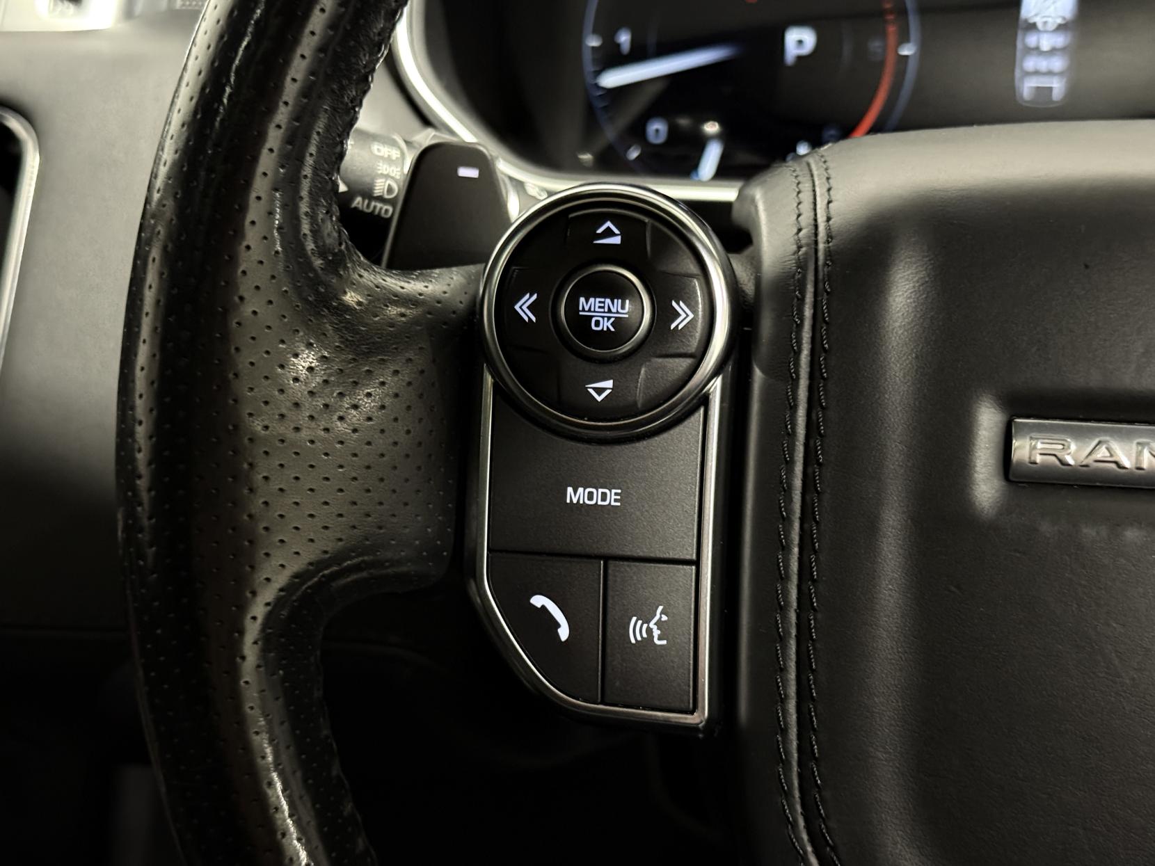 Land Rover Range Rover Sport 4.4 SD V8 Autobiography Dynamic SUV 5dr Diesel Auto 4WD Euro 6 (s/s) (339 ps)