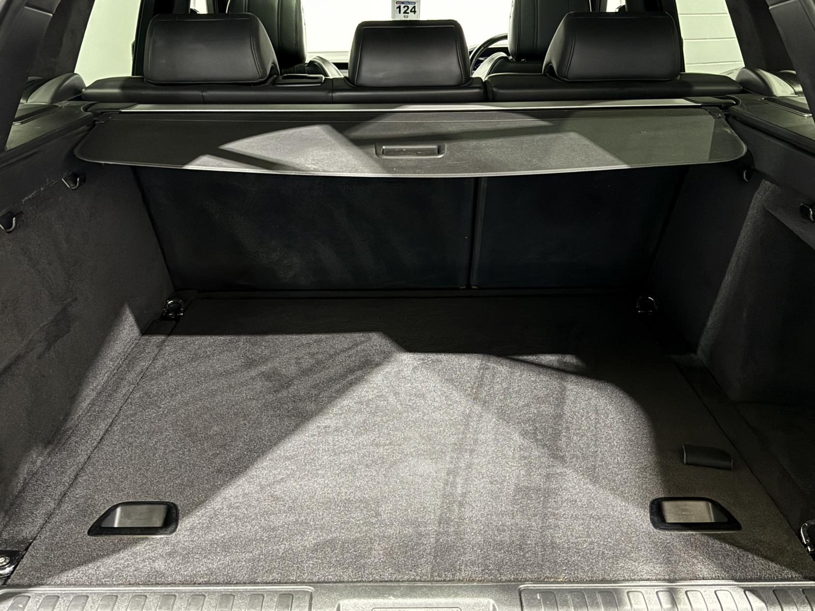 Land Rover Range Rover Sport 4.4 SD V8 Autobiography Dynamic SUV 5dr Diesel Auto 4WD Euro 6 (s/s) (339 ps)