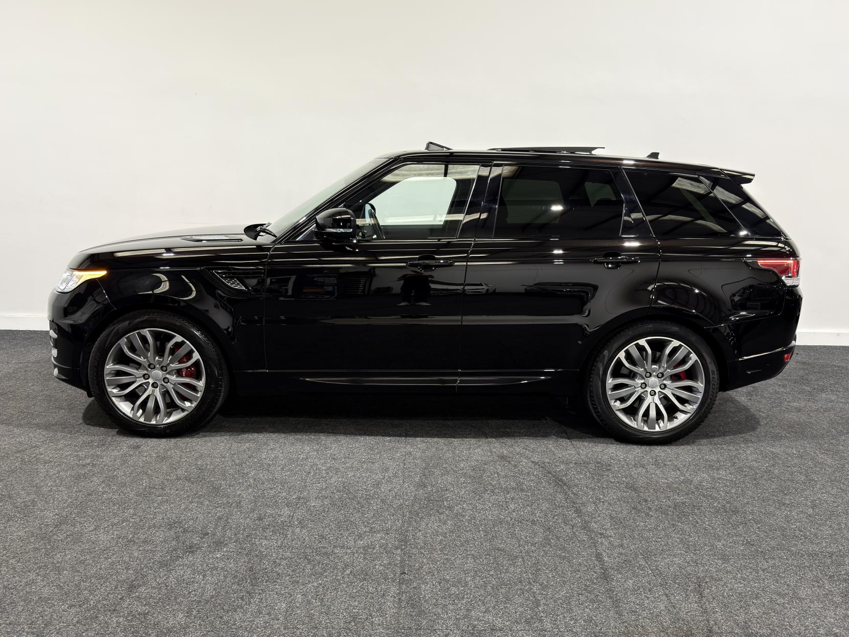 Land Rover Range Rover Sport 4.4 SD V8 Autobiography Dynamic SUV 5dr Diesel Auto 4WD Euro 6 (s/s) (339 ps)