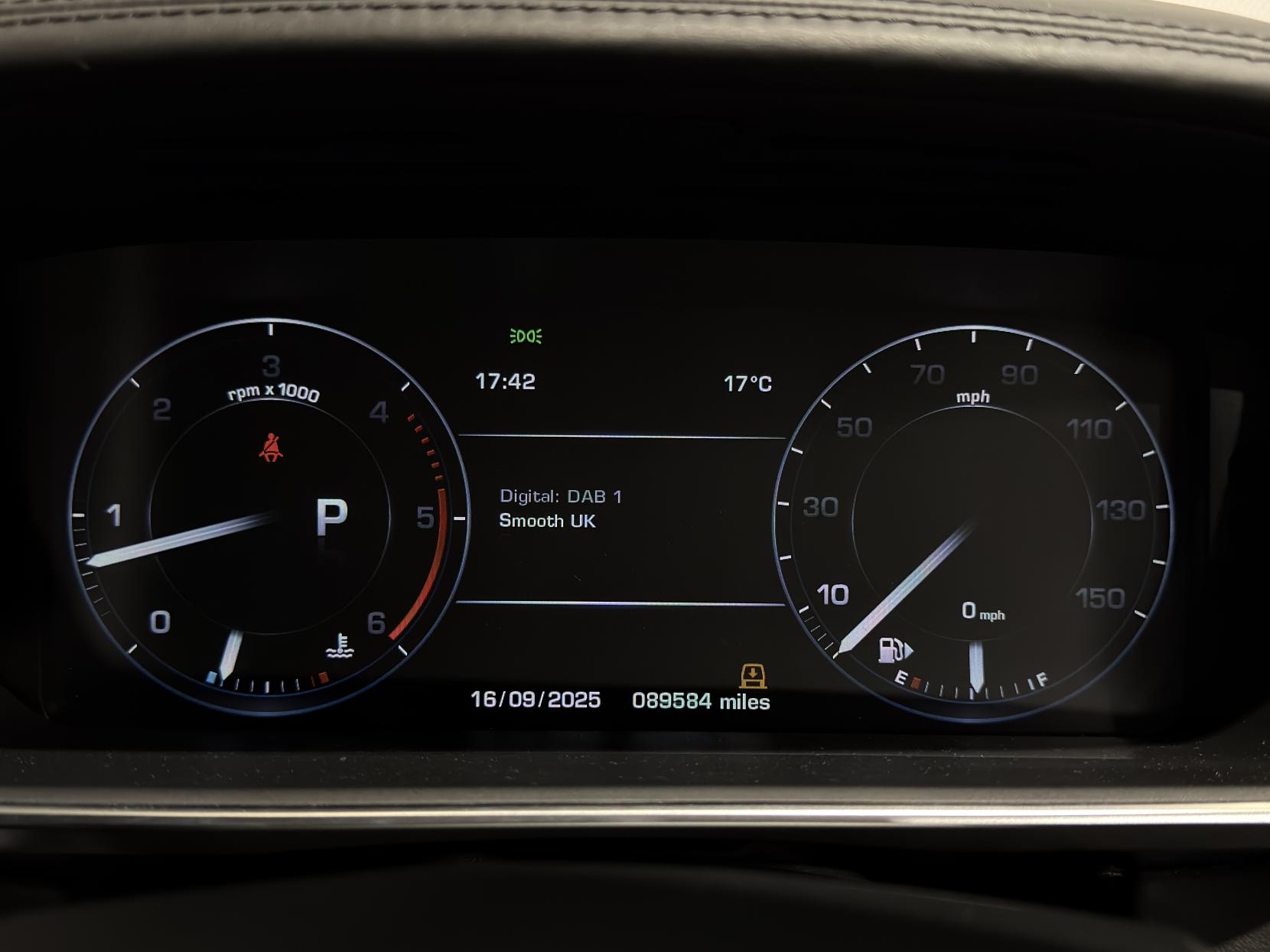 Land Rover Range Rover Sport 4.4 SD V8 Autobiography Dynamic SUV 5dr Diesel Auto 4WD Euro 6 (s/s) (339 ps)