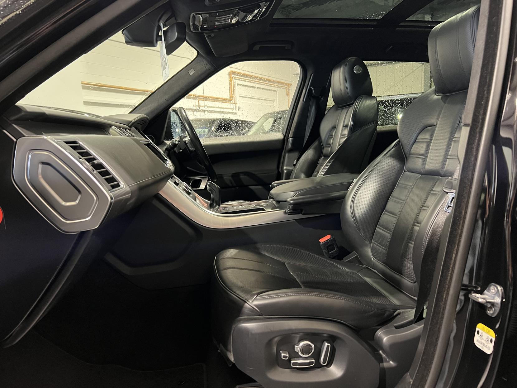 Land Rover Range Rover Sport 4.4 SD V8 Autobiography Dynamic SUV 5dr Diesel Auto 4WD Euro 6 (s/s) (339 ps)