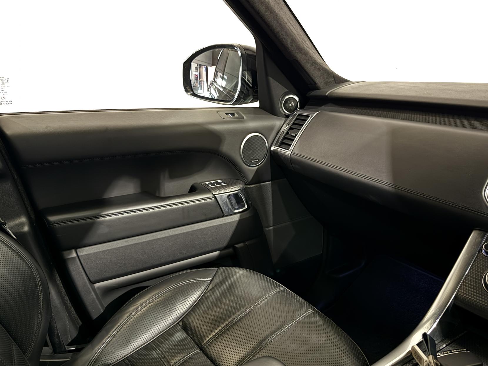 Land Rover Range Rover Sport 4.4 SD V8 Autobiography Dynamic SUV 5dr Diesel Auto 4WD Euro 6 (s/s) (339 ps)