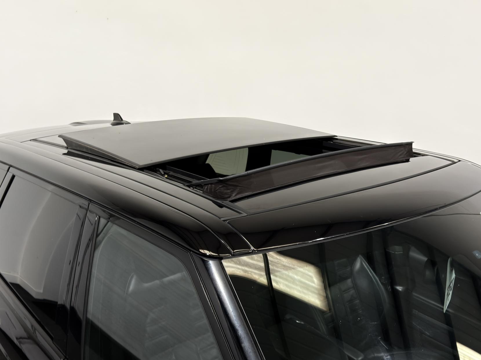 Land Rover Range Rover Sport 4.4 SD V8 Autobiography Dynamic SUV 5dr Diesel Auto 4WD Euro 6 (s/s) (339 ps)