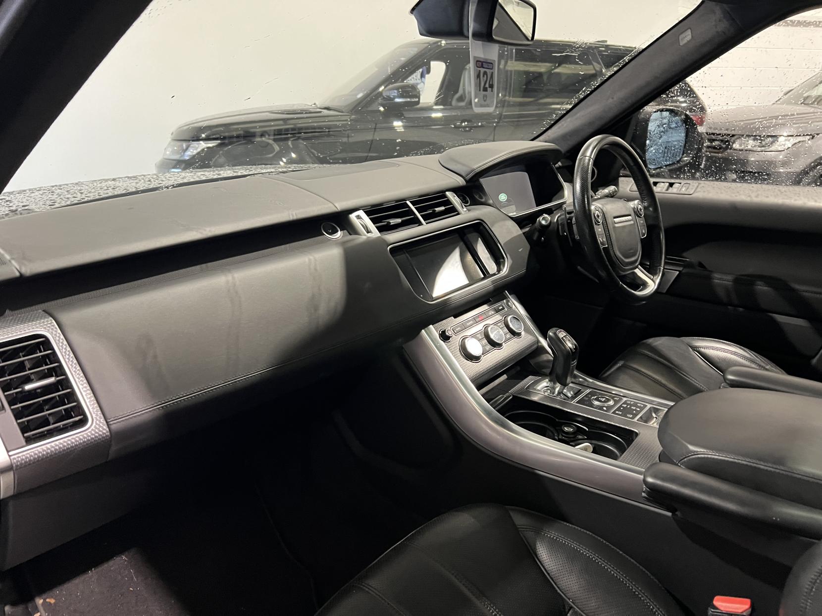 Land Rover Range Rover Sport 4.4 SD V8 Autobiography Dynamic SUV 5dr Diesel Auto 4WD Euro 6 (s/s) (339 ps)