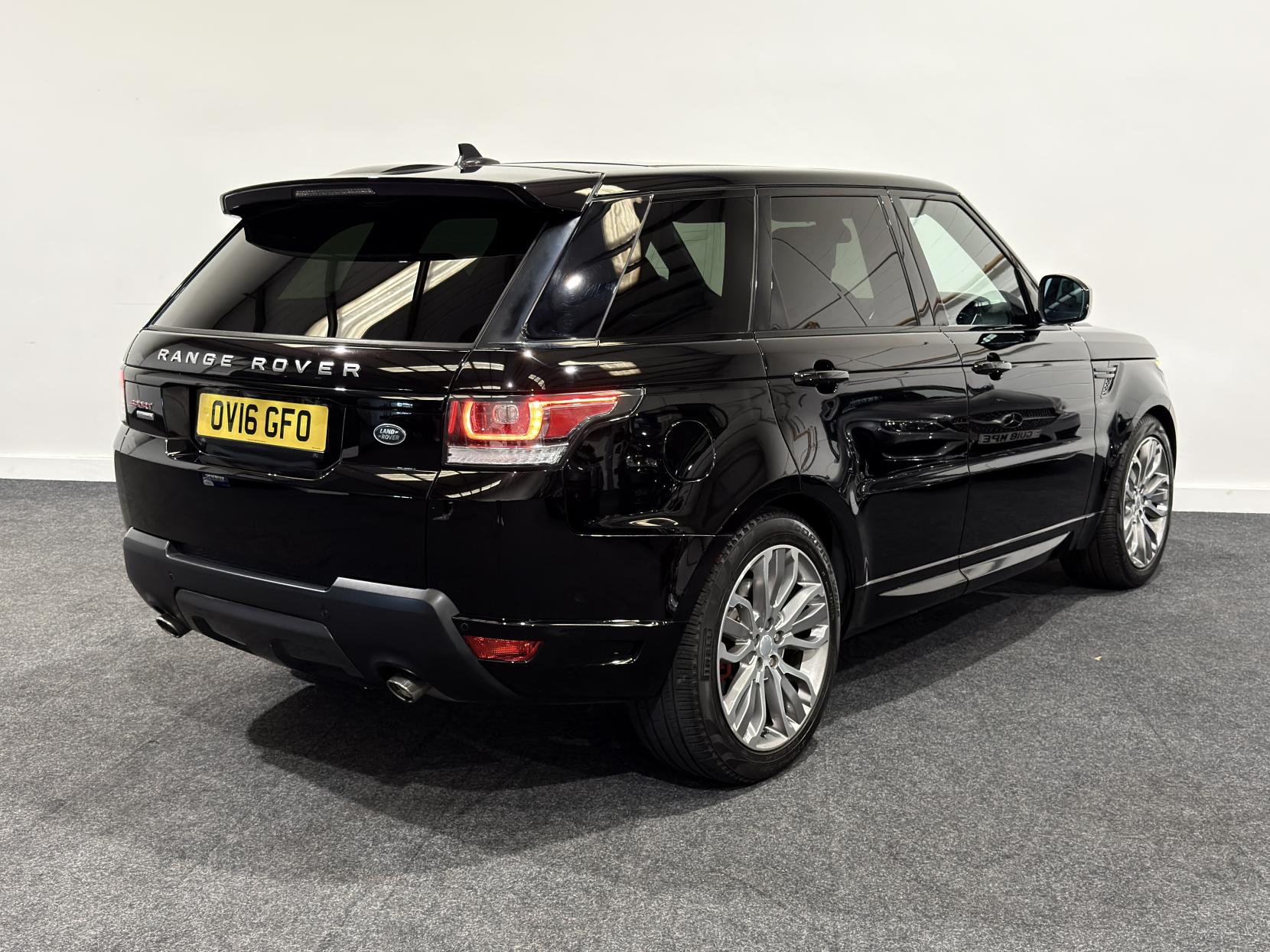 Land Rover Range Rover Sport 4.4 SD V8 Autobiography Dynamic SUV 5dr Diesel Auto 4WD Euro 6 (s/s) (339 ps)