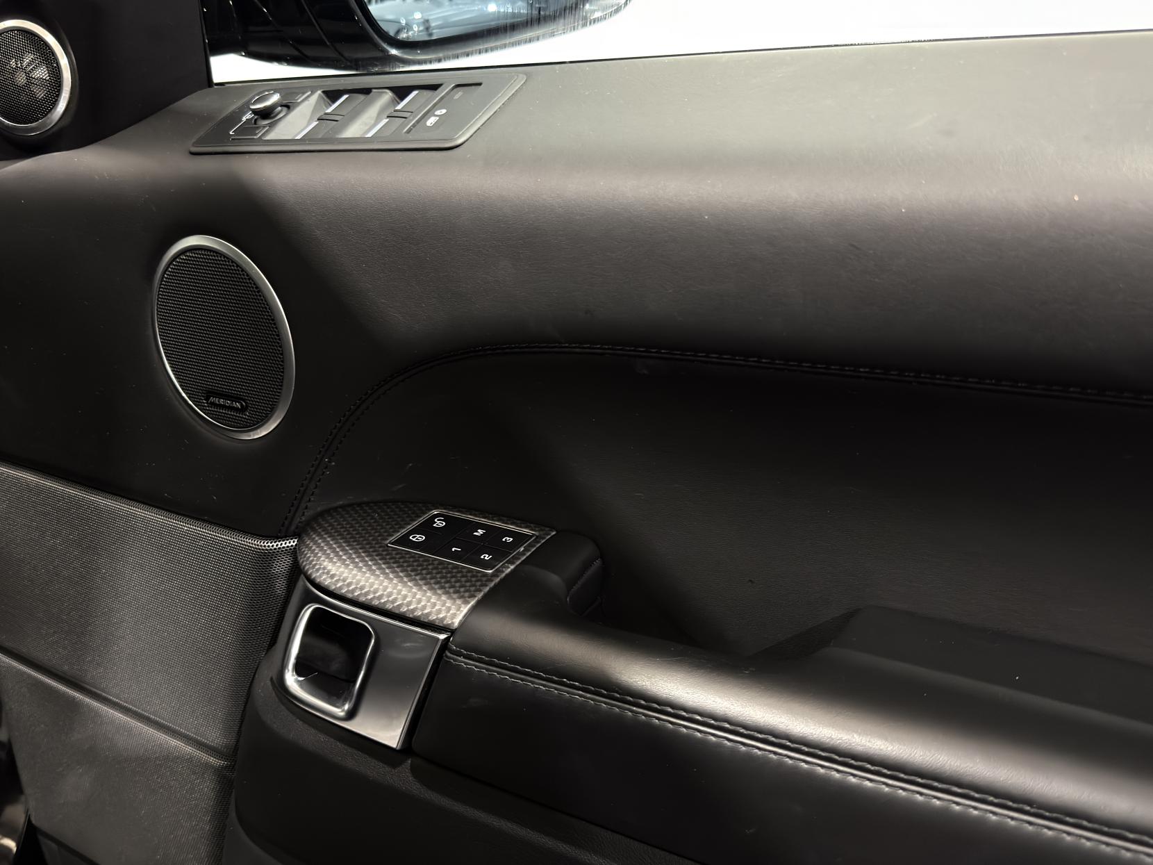 Land Rover Range Rover Sport 4.4 SD V8 Autobiography Dynamic SUV 5dr Diesel Auto 4WD Euro 6 (s/s) (339 ps)