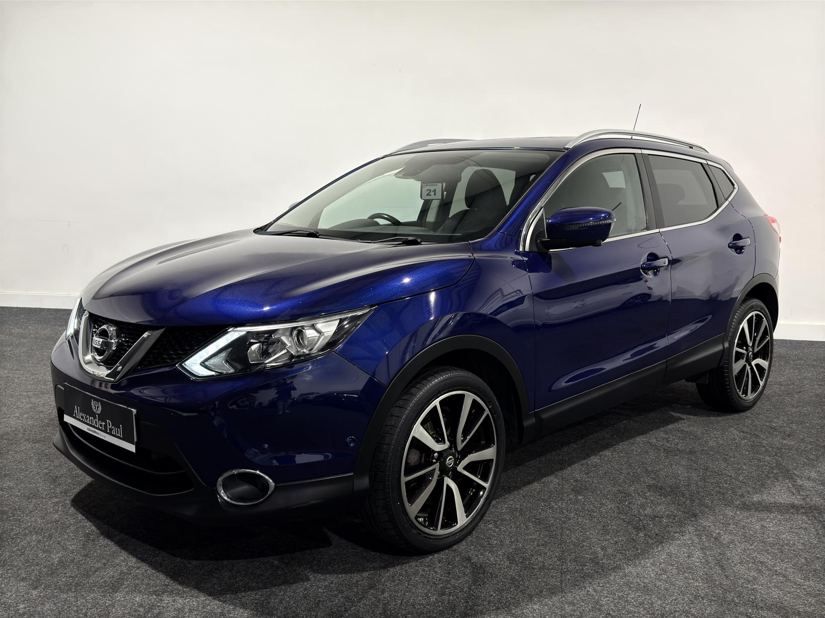 Nissan Qashqai 1.6 dCi Tekna SUV 5dr Diesel Manual 2WD Euro 5 (s/s) (130 ps)