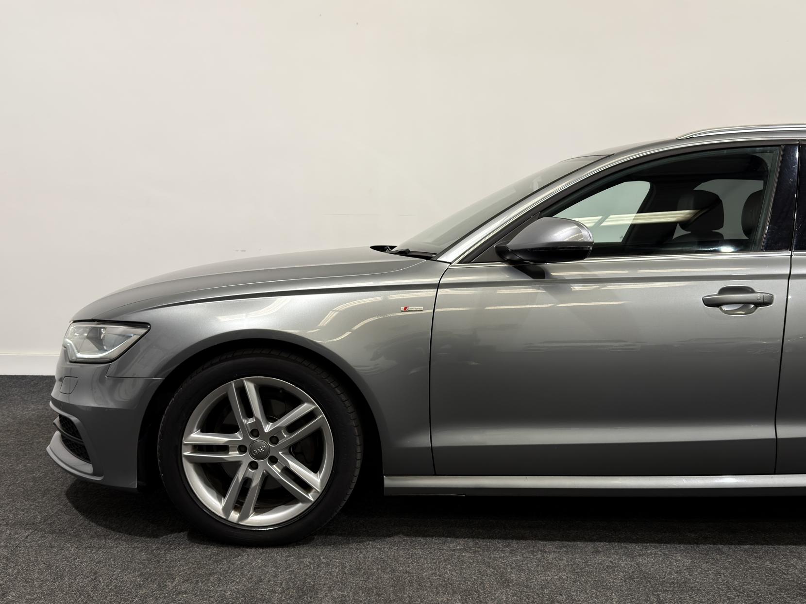 Audi A6 Avant 2.0 TDI S line Estate 5dr Diesel Multitronic Euro 5 (s/s) (177 ps)