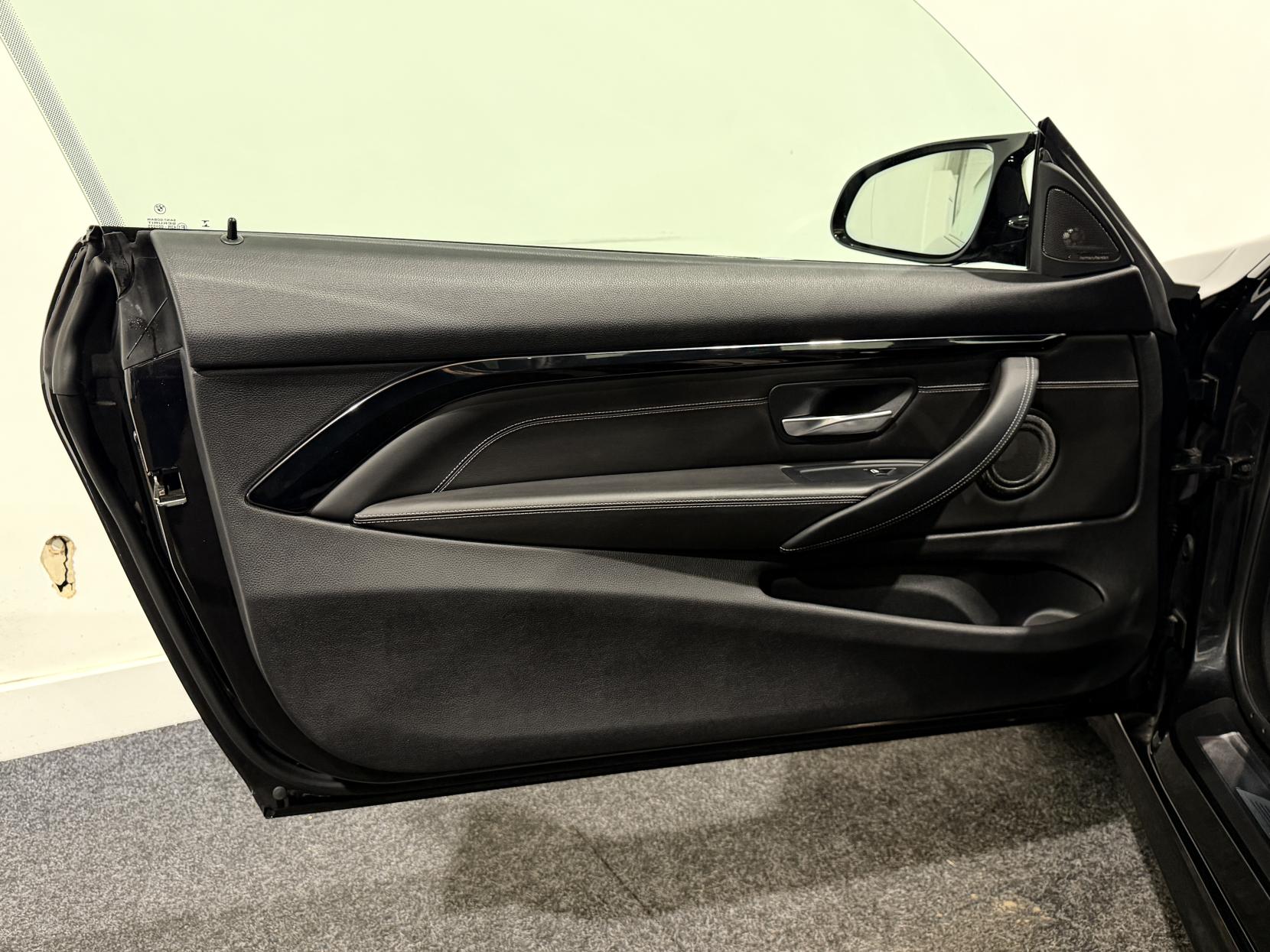 BMW M4 3.0 BiTurbo Competition Coupe 2dr Petrol DCT Euro 6 (s/s) (450 ps)