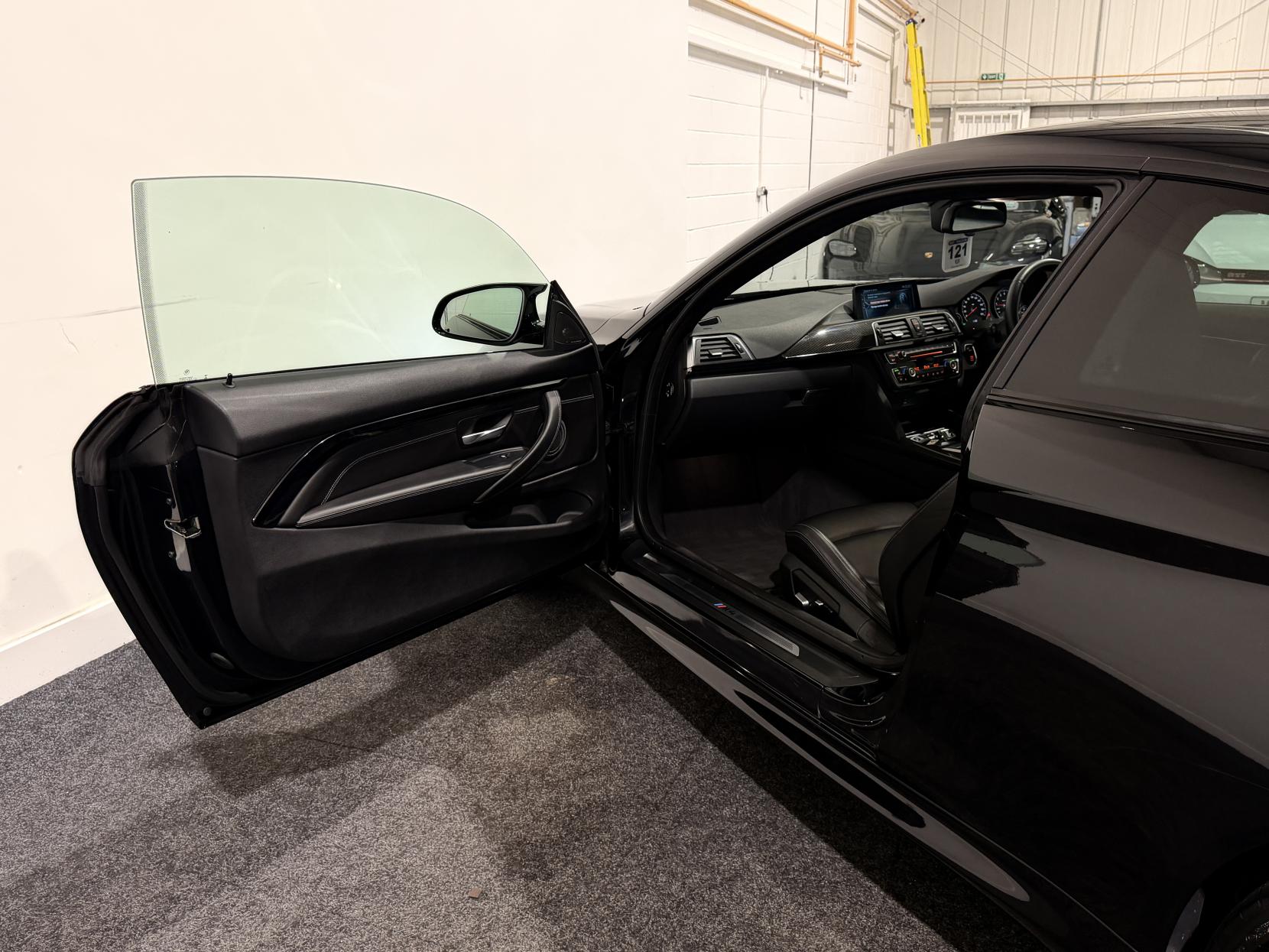 BMW M4 3.0 BiTurbo Competition Coupe 2dr Petrol DCT Euro 6 (s/s) (450 ps)