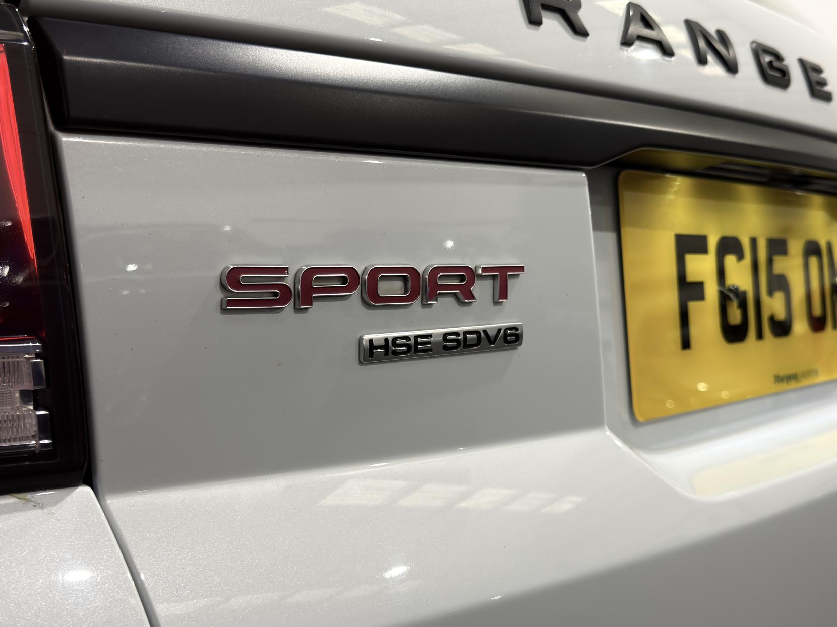 Land Rover Range Rover Sport 3.0 SD V6 HSE Dynamic SUV 5dr Diesel Auto 4WD Euro 5 (s/s) (306 ps)