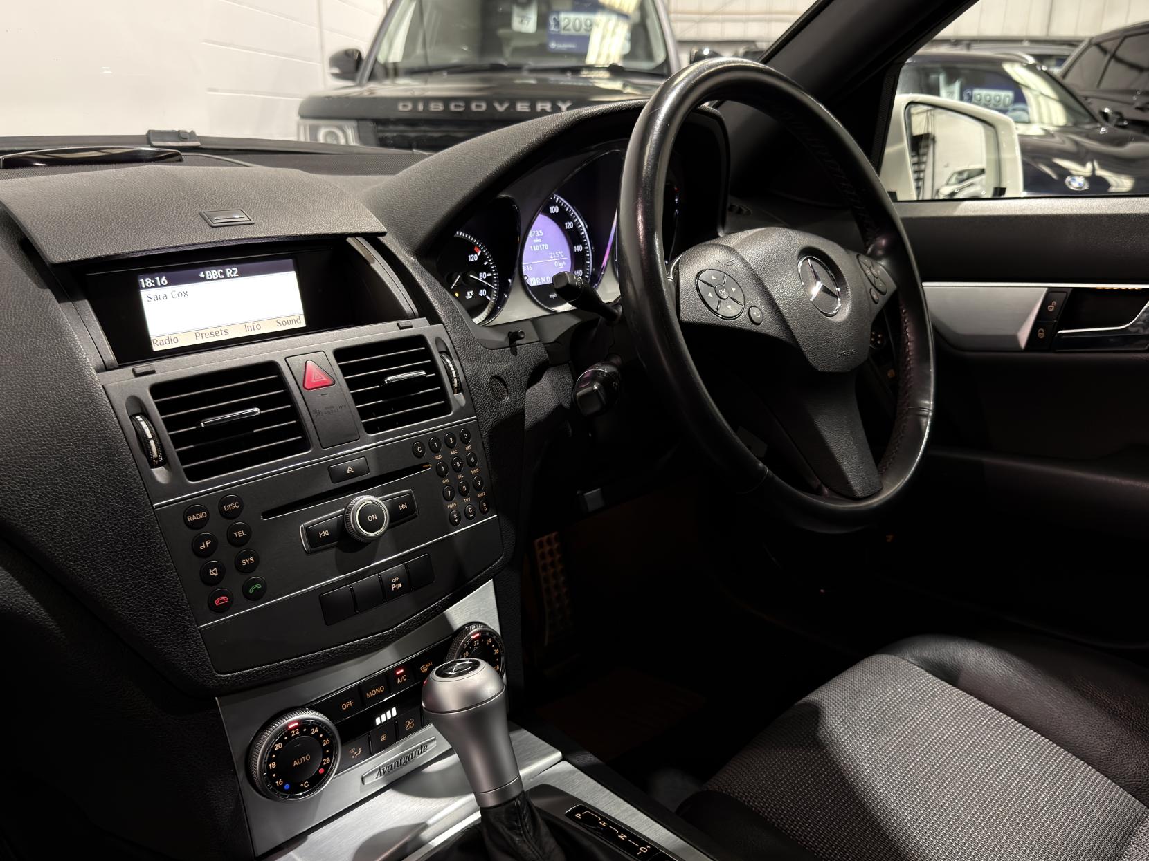 Mercedes-Benz C Class 2.1 C220 CDI BlueEfficiency Sport Saloon 4dr Diesel Auto Euro 5 (170 ps)