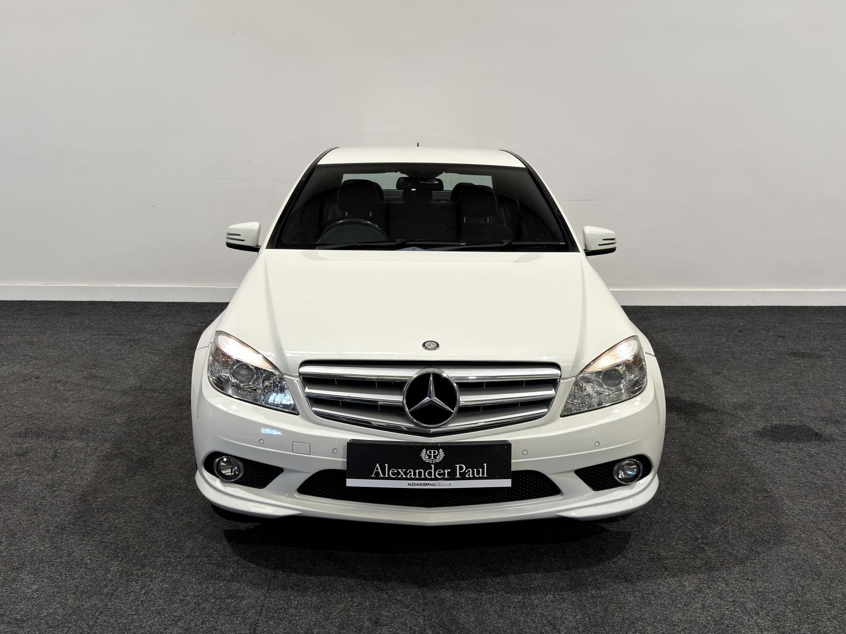 Mercedes-Benz C Class 2.1 C220 CDI BlueEfficiency Sport Saloon 4dr Diesel Auto Euro 5 (170 ps)
