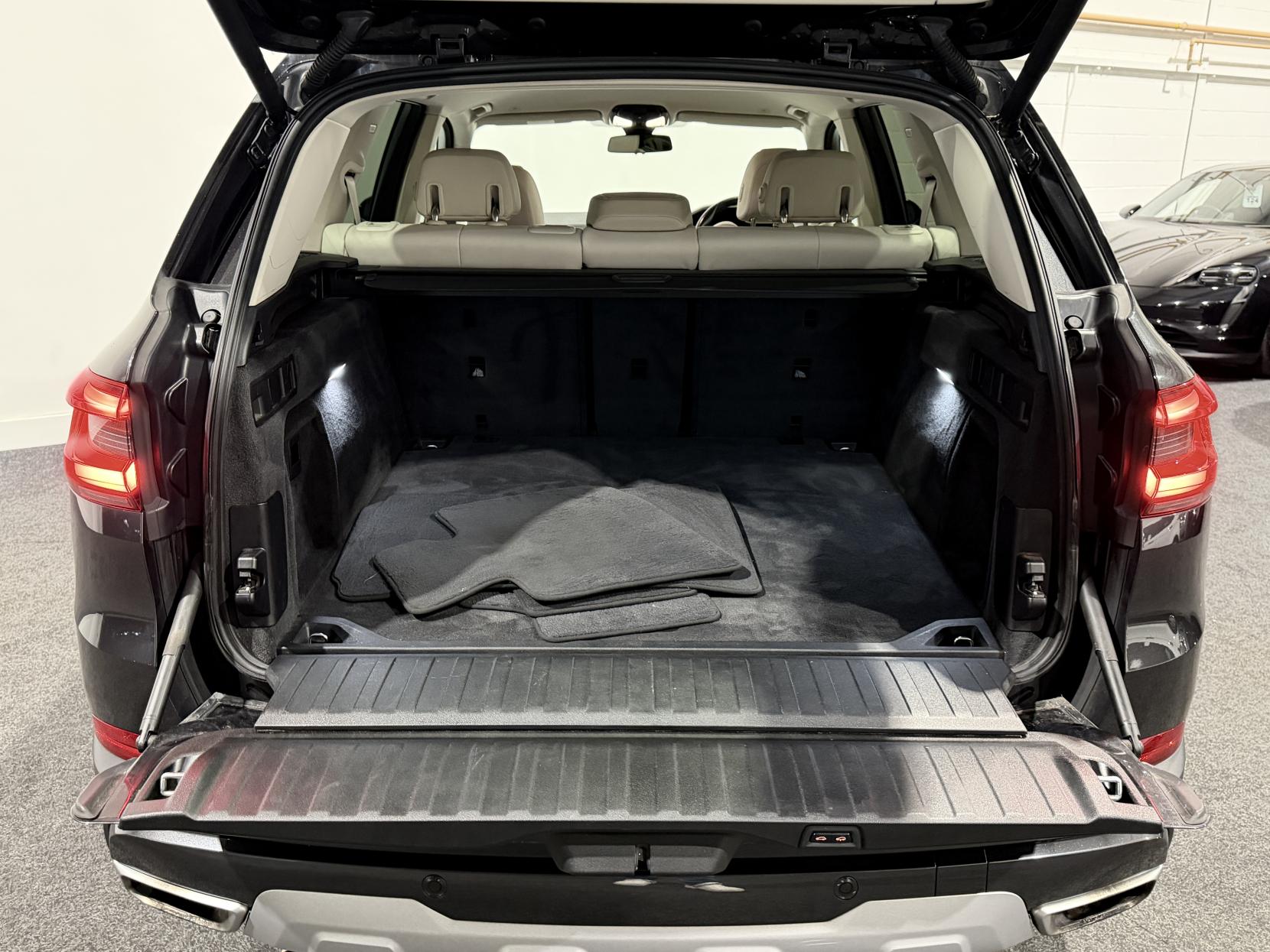 BMW X5 3.0 30d xLine SUV 5dr Diesel Auto xDrive Euro 6 (s/s) (265 ps)