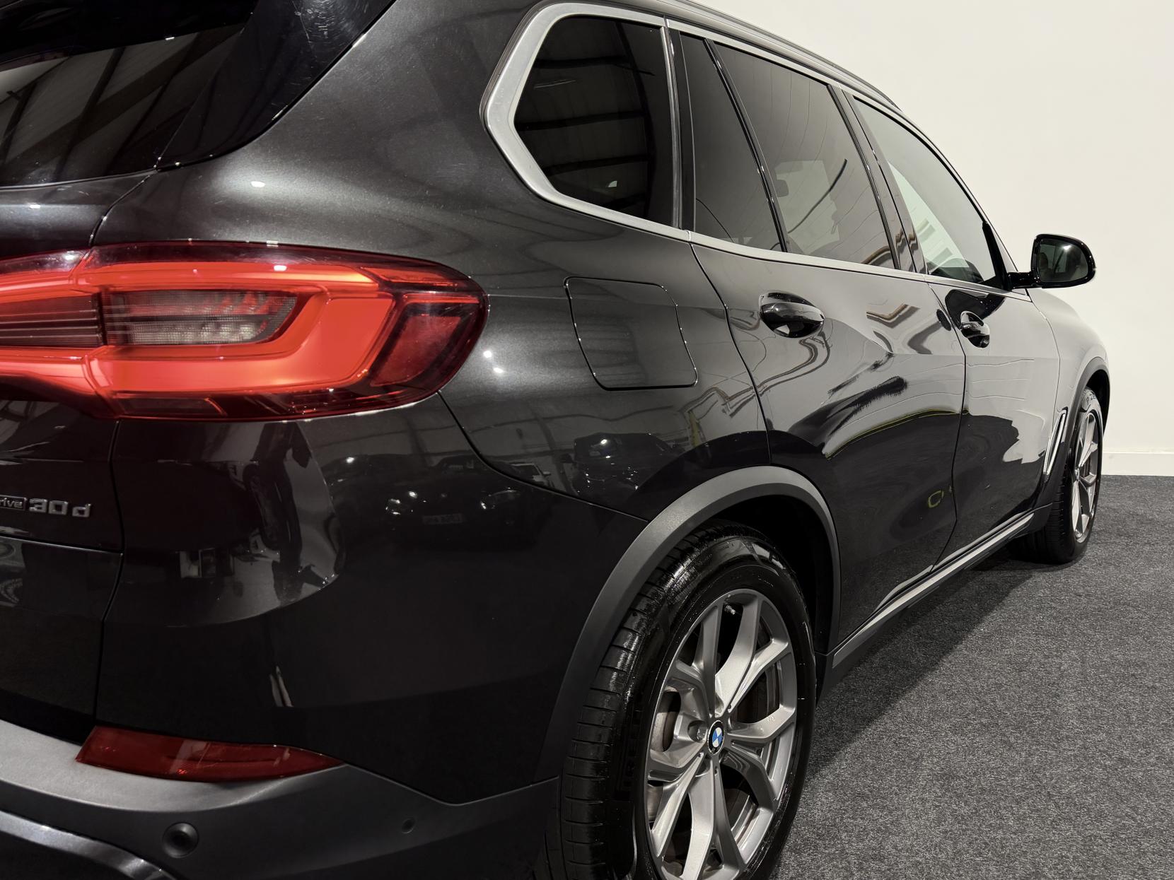 BMW X5 3.0 30d xLine SUV 5dr Diesel Auto xDrive Euro 6 (s/s) (265 ps)