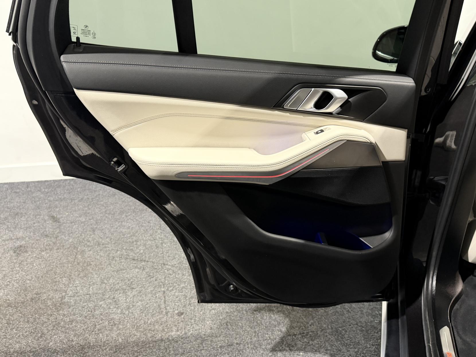 BMW X5 3.0 30d xLine SUV 5dr Diesel Auto xDrive Euro 6 (s/s) (265 ps)