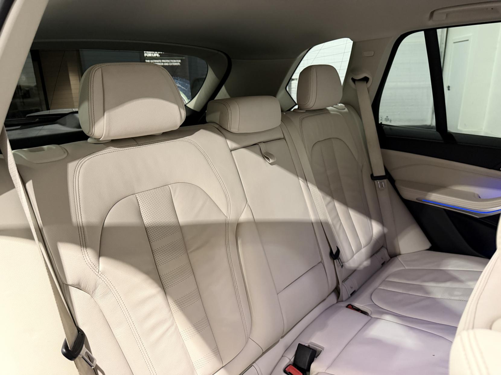 BMW X5 3.0 30d xLine SUV 5dr Diesel Auto xDrive Euro 6 (s/s) (265 ps)