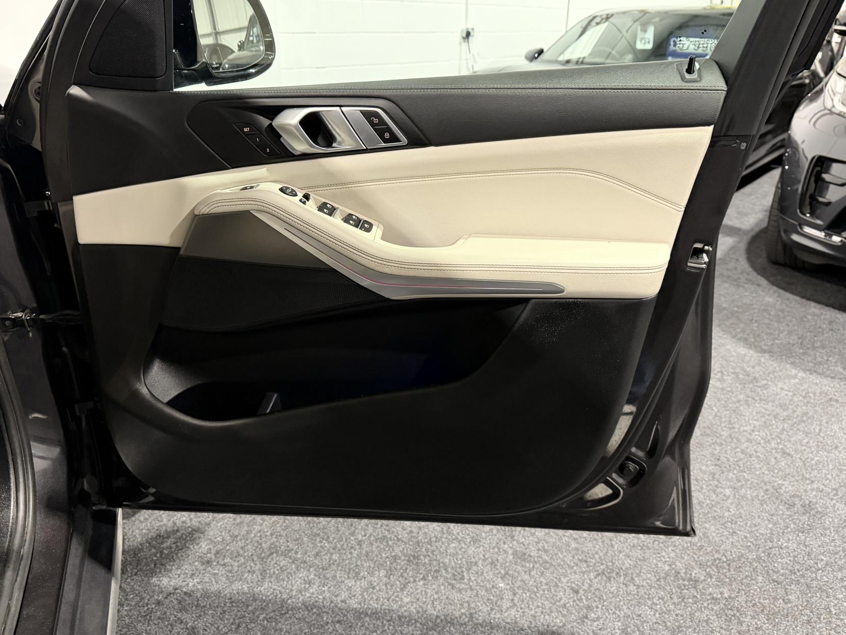 BMW X5 3.0 30d xLine SUV 5dr Diesel Auto xDrive Euro 6 (s/s) (265 ps)