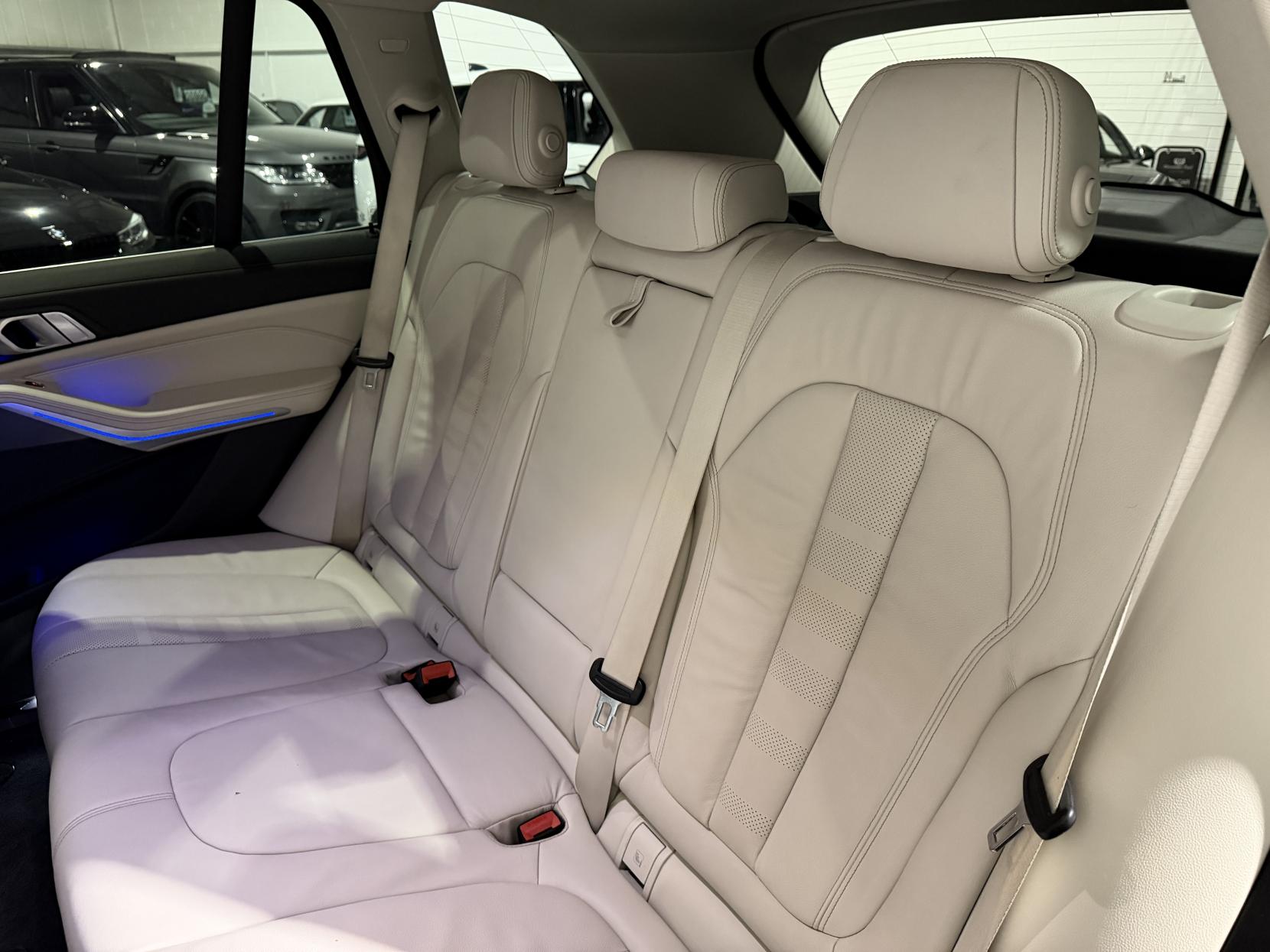 BMW X5 3.0 30d xLine SUV 5dr Diesel Auto xDrive Euro 6 (s/s) (265 ps)