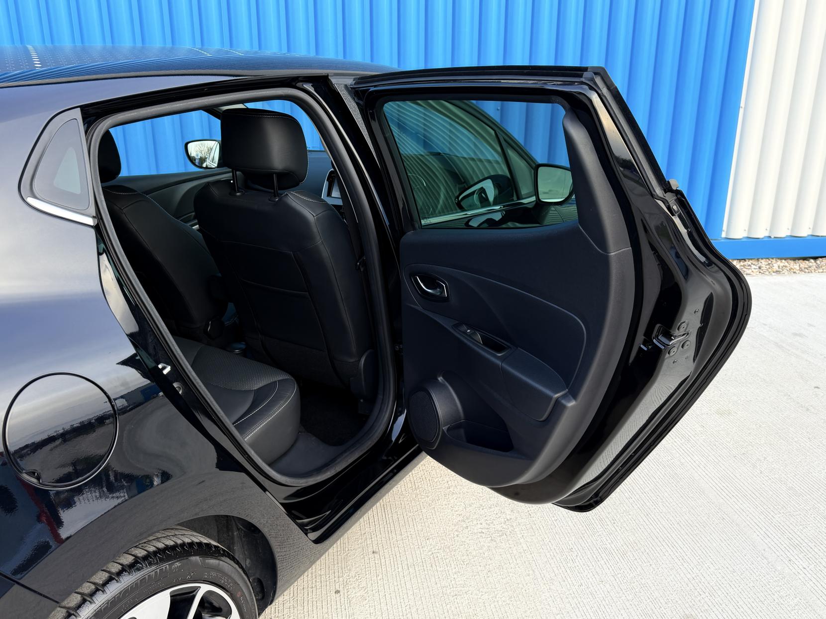 Renault Clio 0.9 TCe Iconic 25 Nav Hatchback 5dr Petrol Manual Euro 6 (s/s) (90 ps)