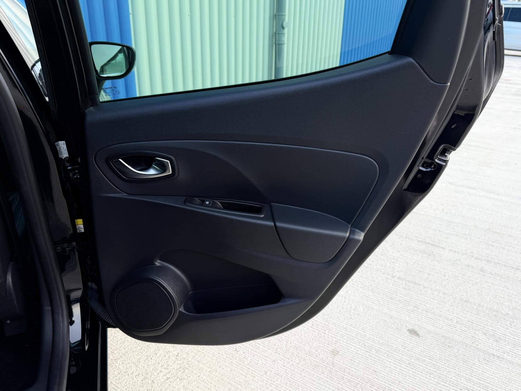 Renault Clio 0.9 TCe Iconic 25 Nav Hatchback 5dr Petrol Manual Euro 6 (s/s) (90 ps)