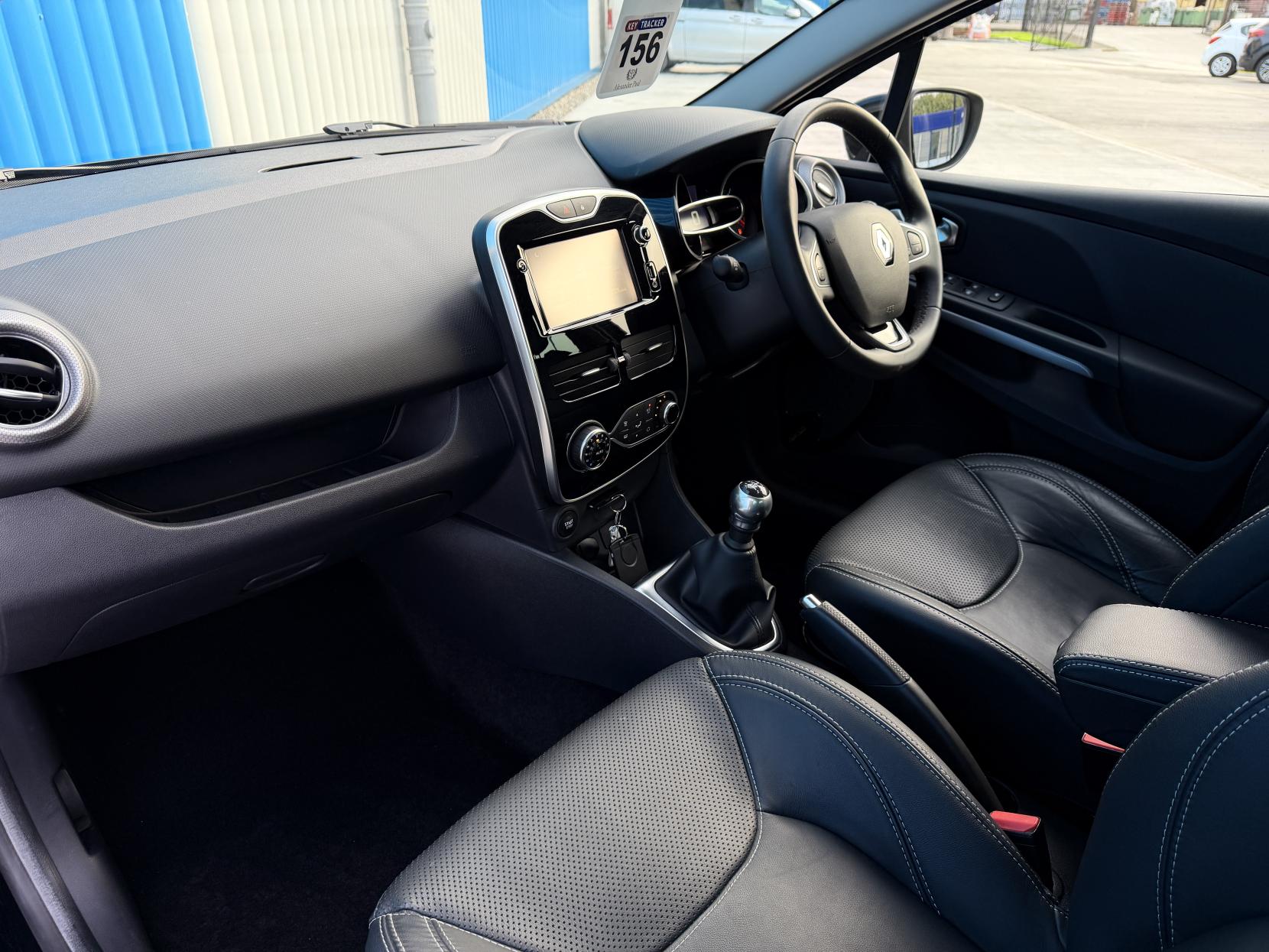 Renault Clio 0.9 TCe Iconic 25 Nav Hatchback 5dr Petrol Manual Euro 6 (s/s) (90 ps)