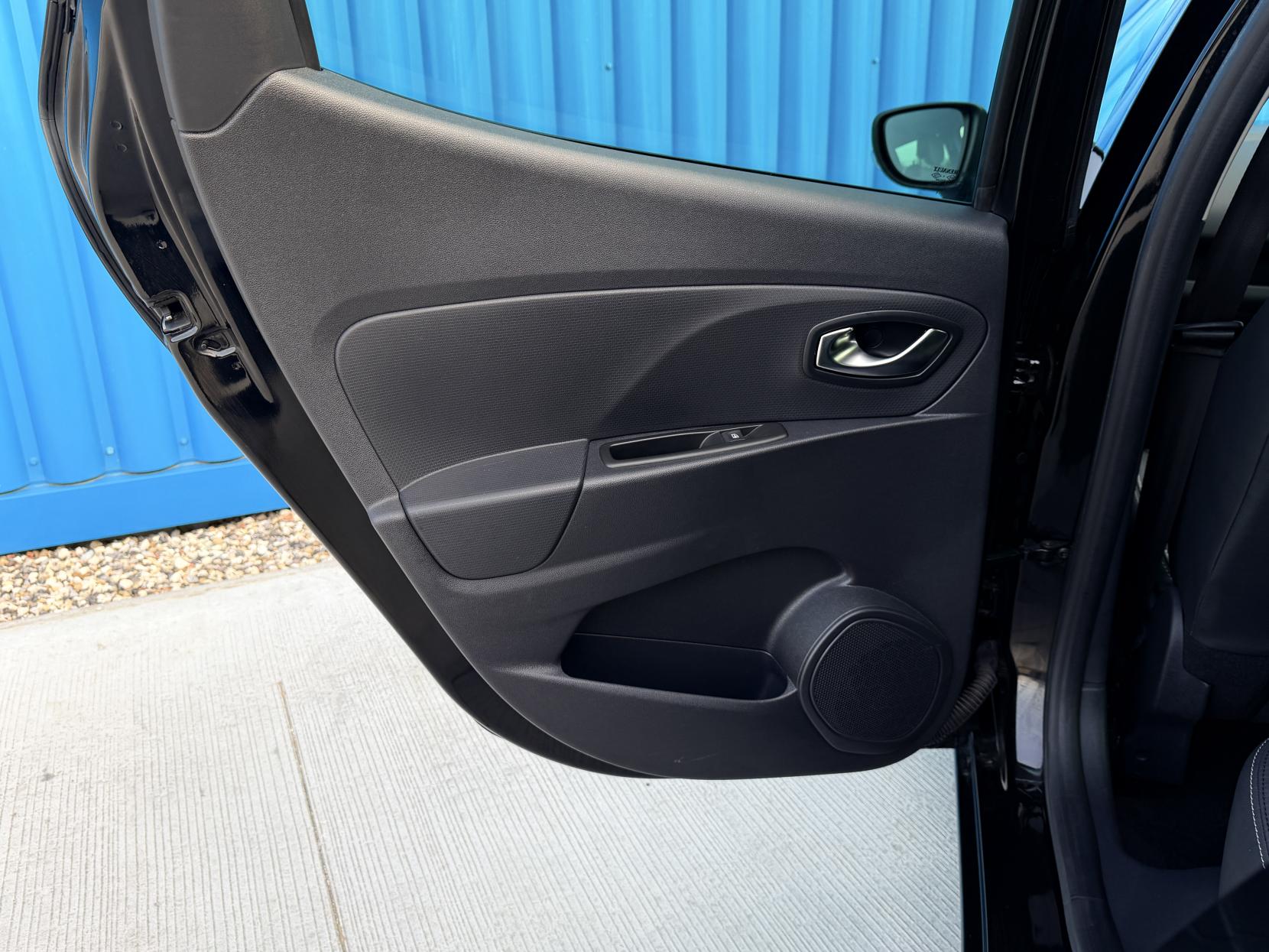 Renault Clio 0.9 TCe Iconic 25 Nav Hatchback 5dr Petrol Manual Euro 6 (s/s) (90 ps)