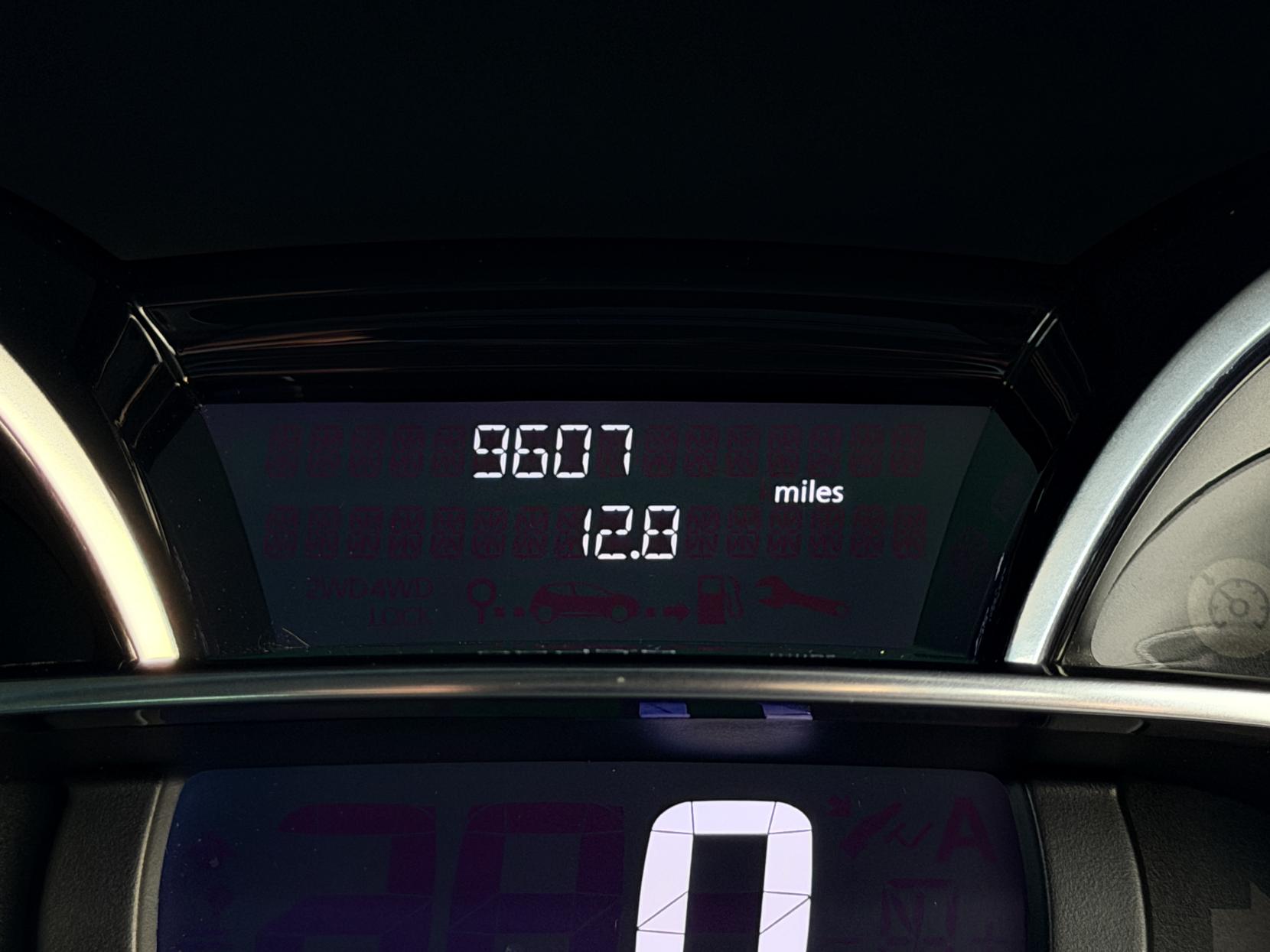 Renault Clio 0.9 TCe Iconic 25 Nav Hatchback 5dr Petrol Manual Euro 6 (s/s) (90 ps)