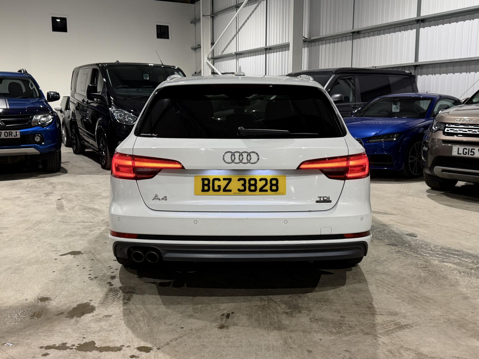 Audi A4 Avant 2.0 TDI S line Estate 5dr Diesel S Tronic quattro Euro 6 (s/s) (190 ps)