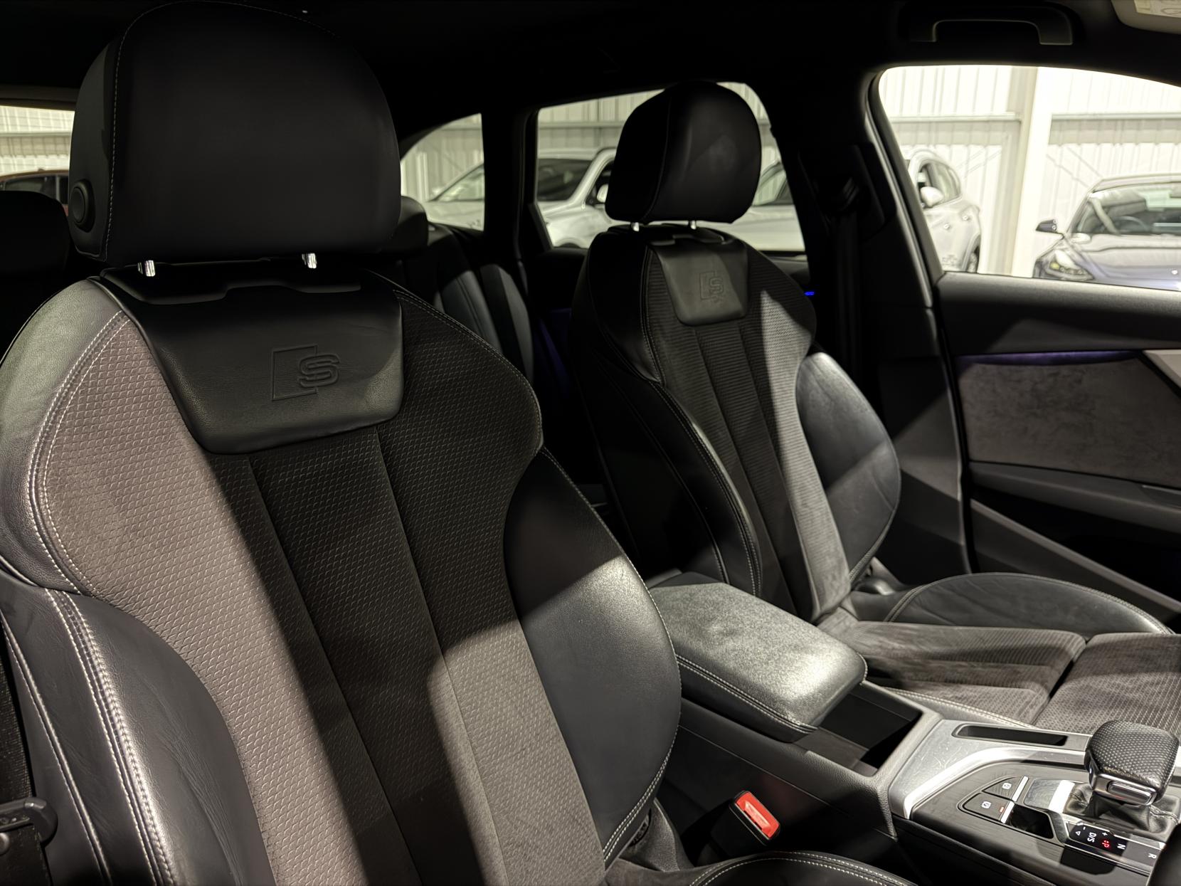 Audi A4 Avant 2.0 TDI S line Estate 5dr Diesel S Tronic quattro Euro 6 (s/s) (190 ps)