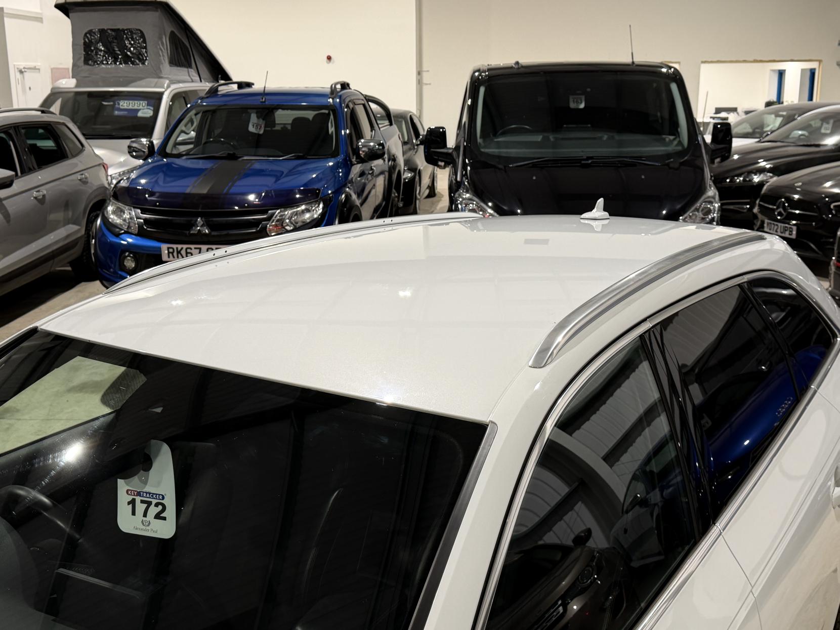 Audi A4 Avant 2.0 TDI S line Estate 5dr Diesel S Tronic quattro Euro 6 (s/s) (190 ps)