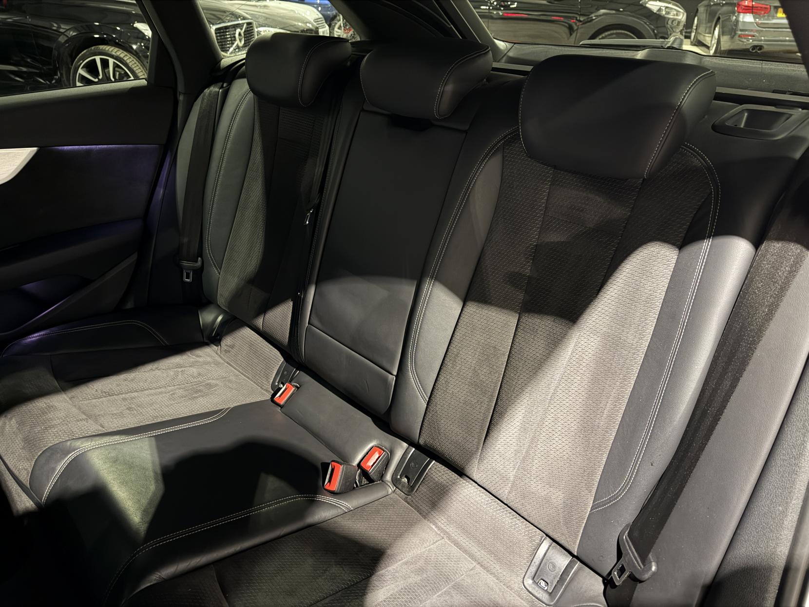 Audi A4 Avant 2.0 TDI S line Estate 5dr Diesel S Tronic quattro Euro 6 (s/s) (190 ps)