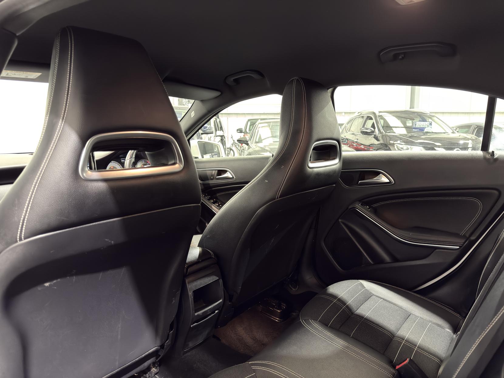 Mercedes-Benz A Class 1.5 A180 CDI Sport Hatchback 5dr Diesel 7G-DCT Euro 5 (s/s) (109 ps)