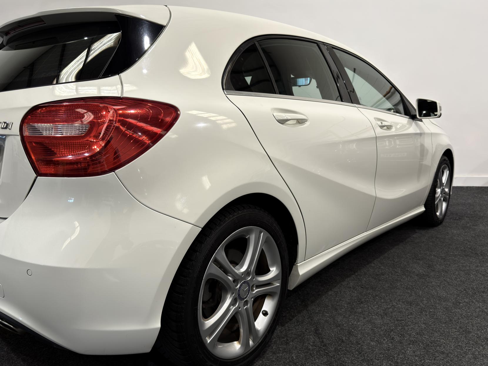Mercedes-Benz A Class 1.5 A180 CDI Sport Hatchback 5dr Diesel 7G-DCT Euro 5 (s/s) (109 ps)