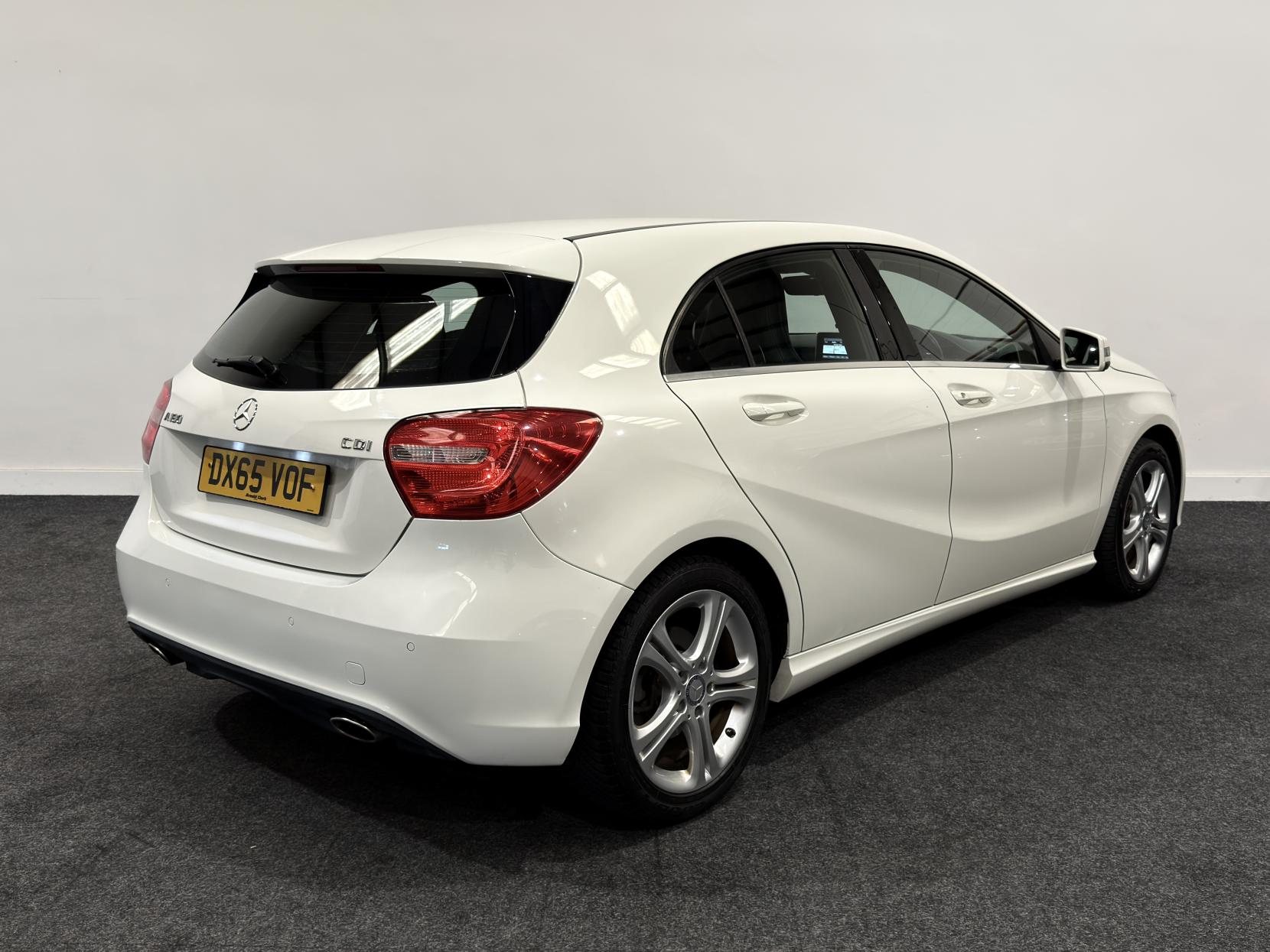 Mercedes-Benz A Class 1.5 A180 CDI Sport Hatchback 5dr Diesel 7G-DCT Euro 5 (s/s) (109 ps)