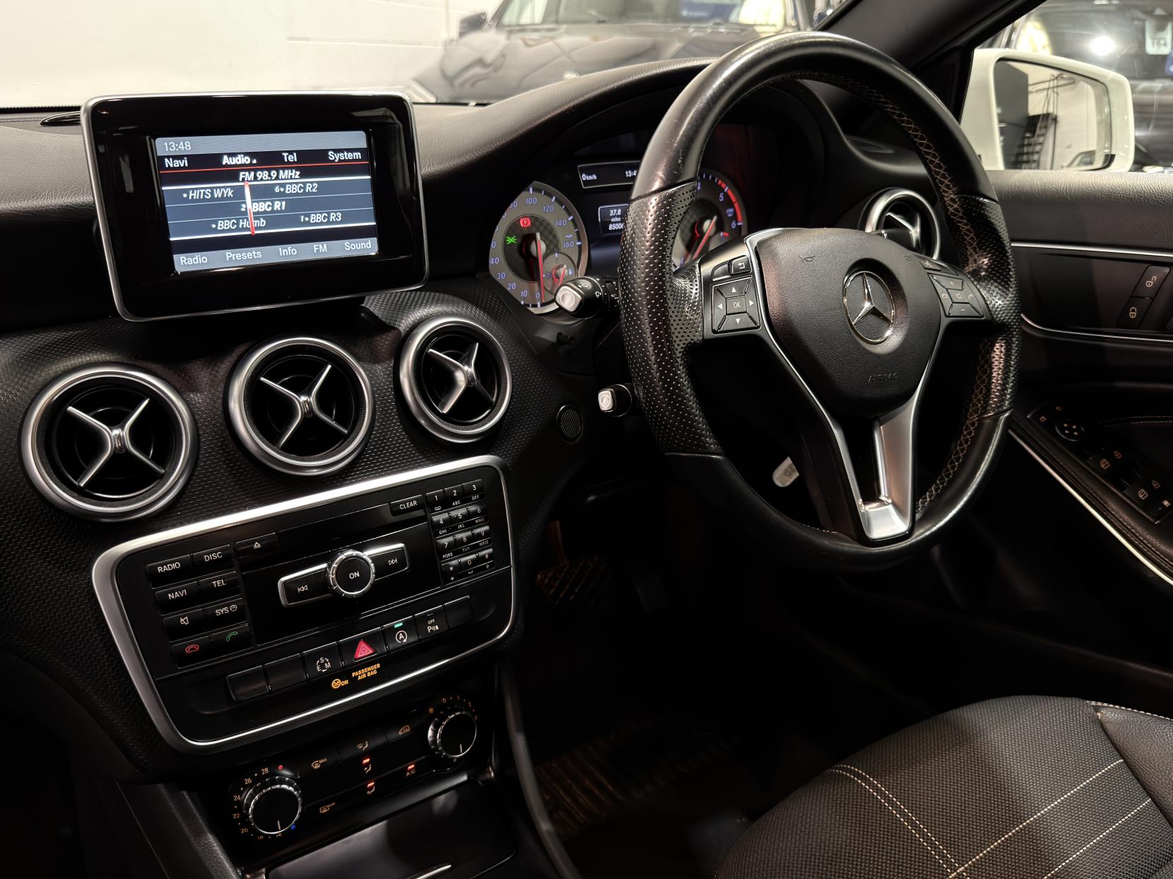 Mercedes-Benz A Class 1.5 A180 CDI Sport Hatchback 5dr Diesel 7G-DCT Euro 5 (s/s) (109 ps)
