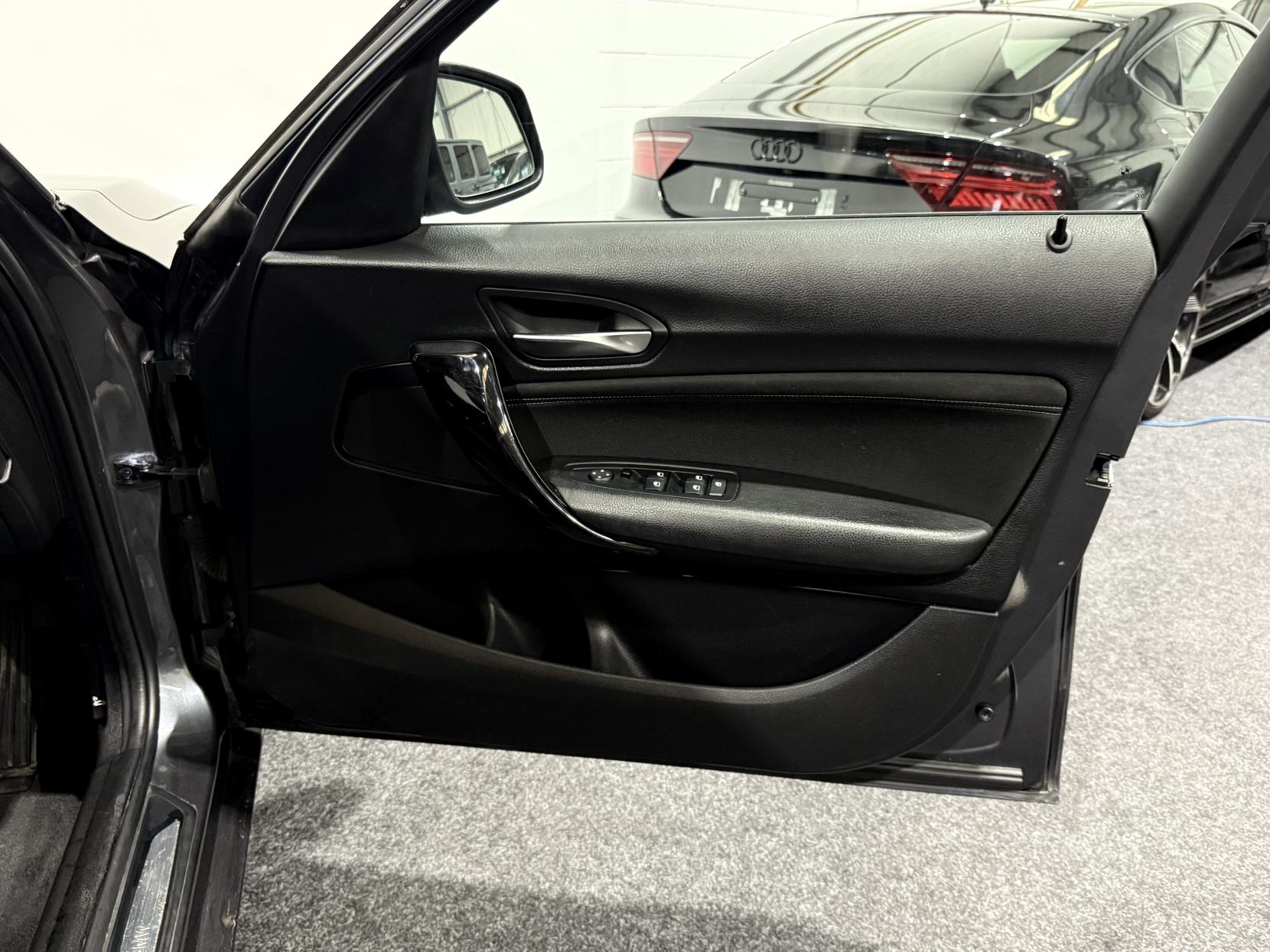 BMW 1 Series 2.0 120d Sport Hatchback 5dr Diesel Manual Euro 6 (s/s) (190 ps)