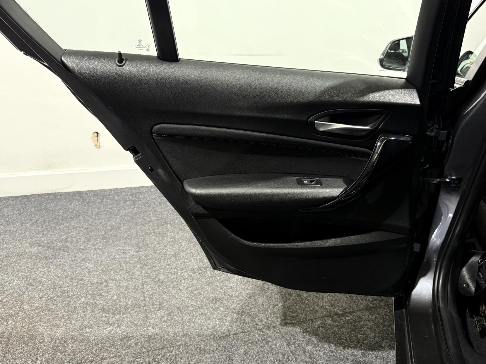 BMW 1 Series 2.0 120d Sport Hatchback 5dr Diesel Manual Euro 6 (s/s) (190 ps)