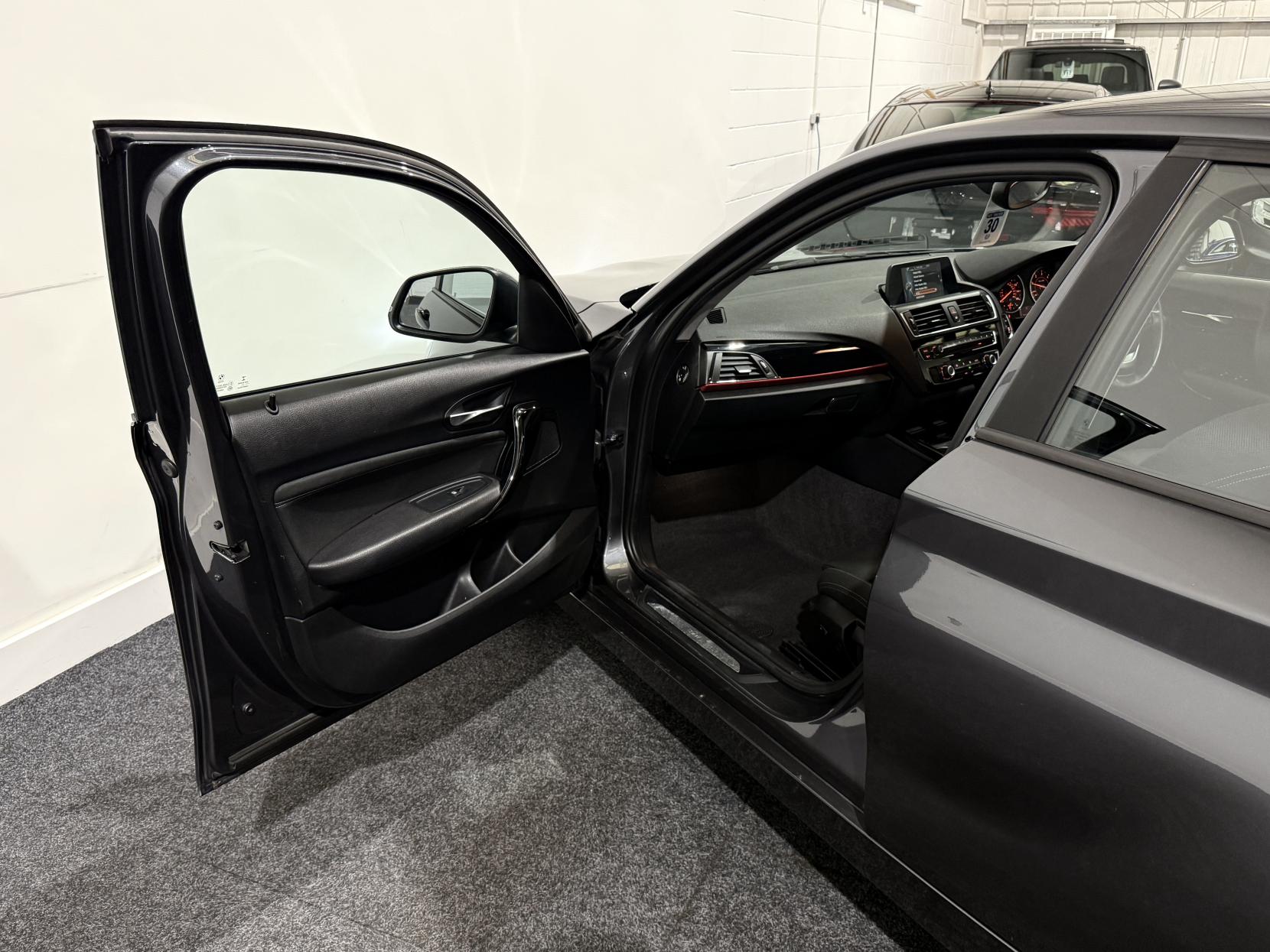 BMW 1 Series 2.0 120d Sport Hatchback 5dr Diesel Manual Euro 6 (s/s) (190 ps)