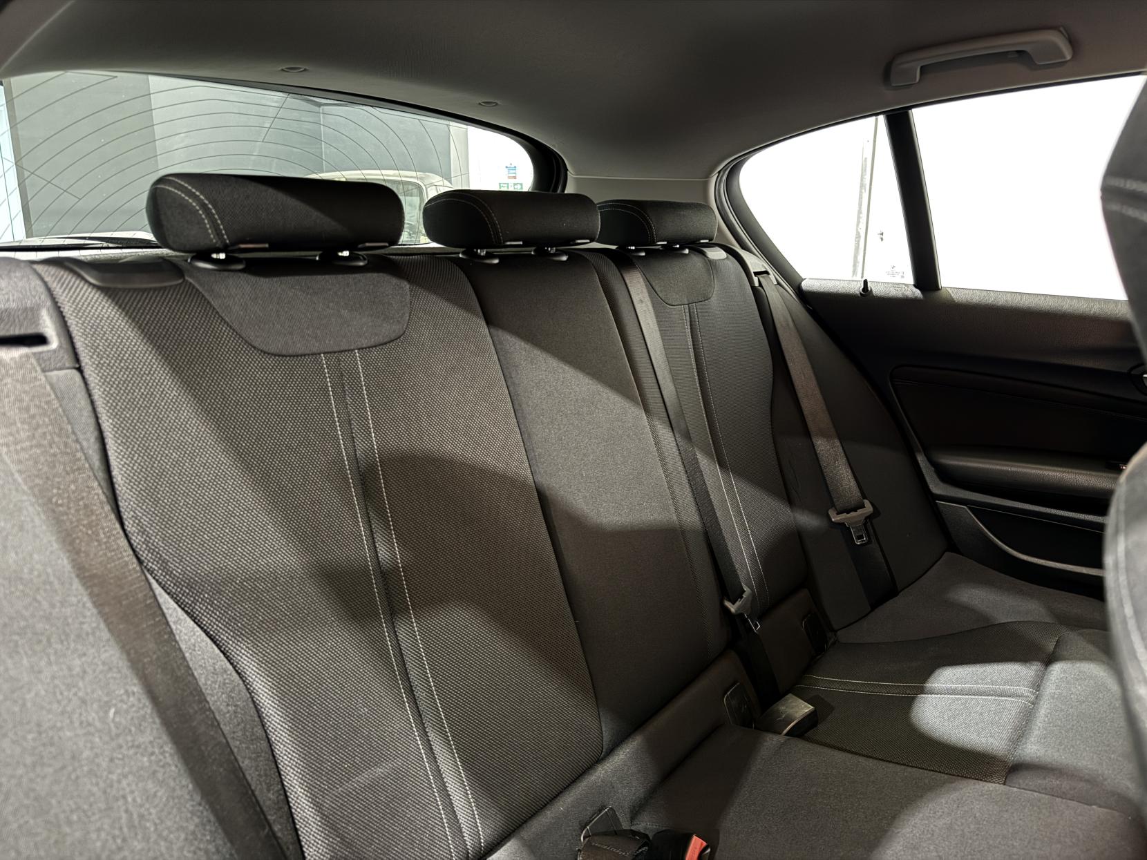 BMW 1 Series 2.0 120d Sport Hatchback 5dr Diesel Manual Euro 6 (s/s) (190 ps)