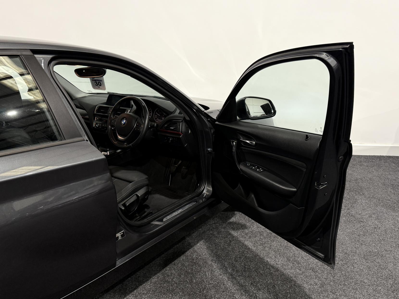 BMW 1 Series 2.0 120d Sport Hatchback 5dr Diesel Manual Euro 6 (s/s) (190 ps)