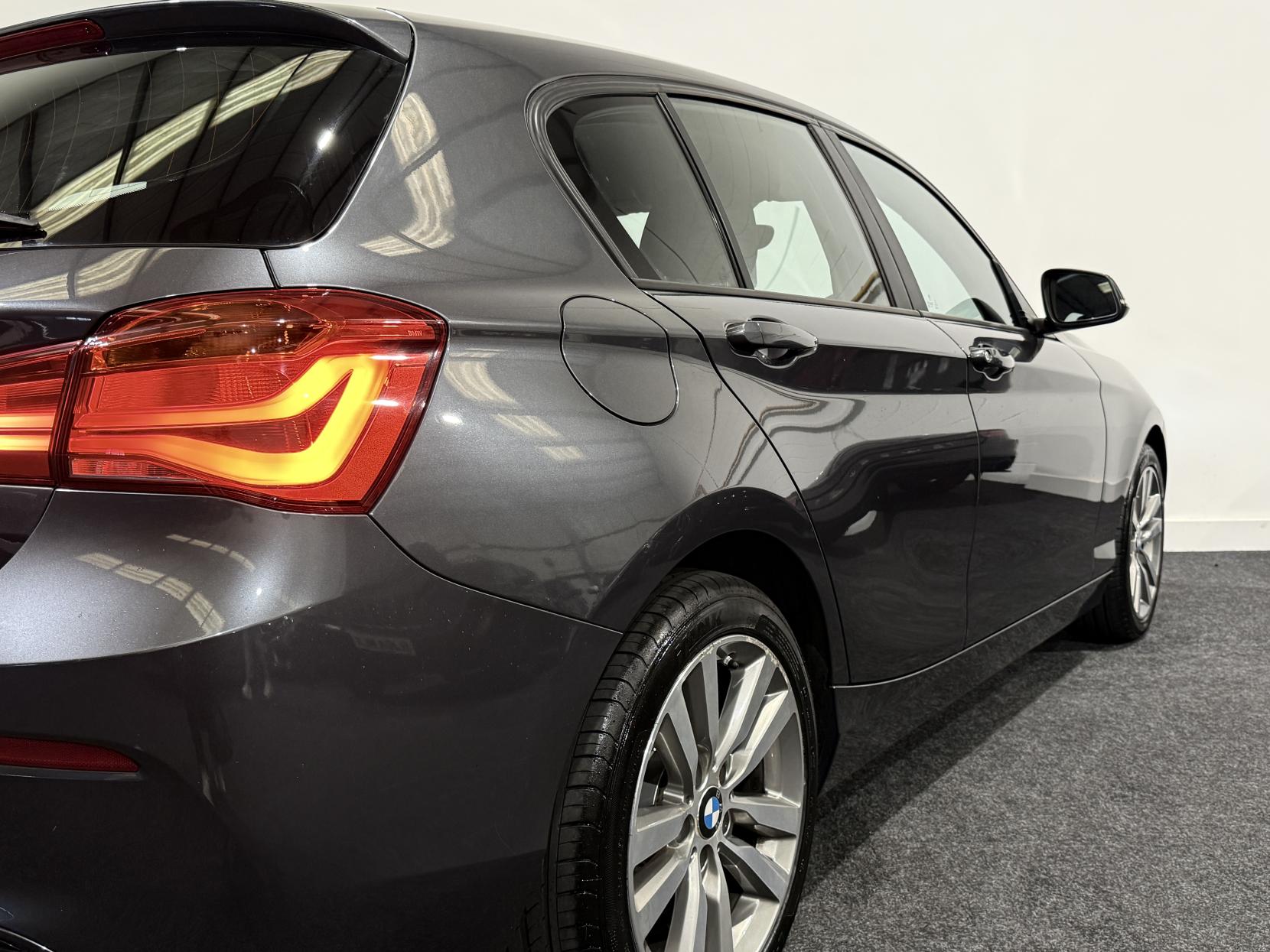 BMW 1 Series 2.0 120d Sport Hatchback 5dr Diesel Manual Euro 6 (s/s) (190 ps)