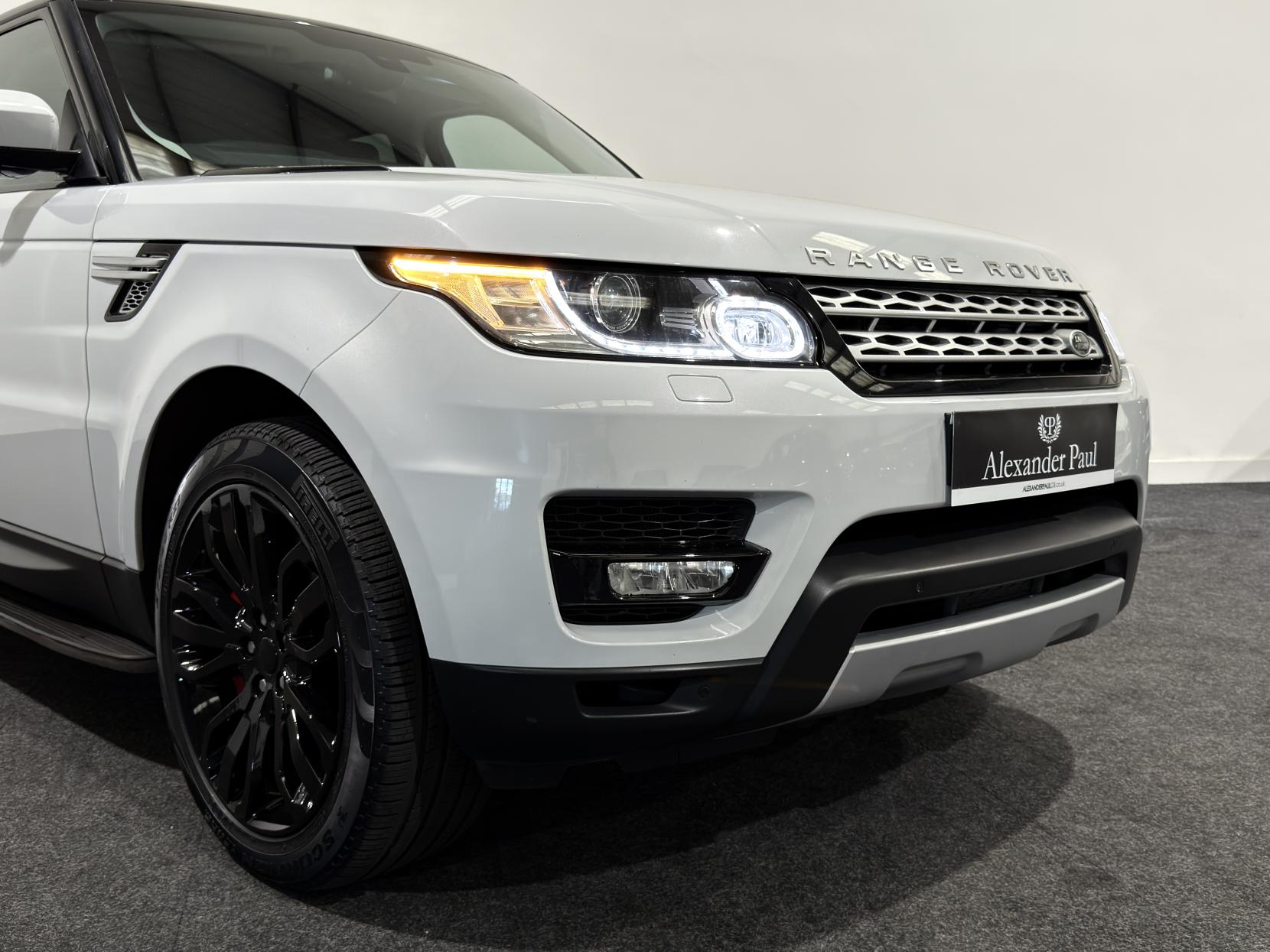 Land Rover Range Rover Sport 3.0 SD V6 HSE SUV 5dr Diesel Auto 4WD Euro 5 (s/s) (306 ps)