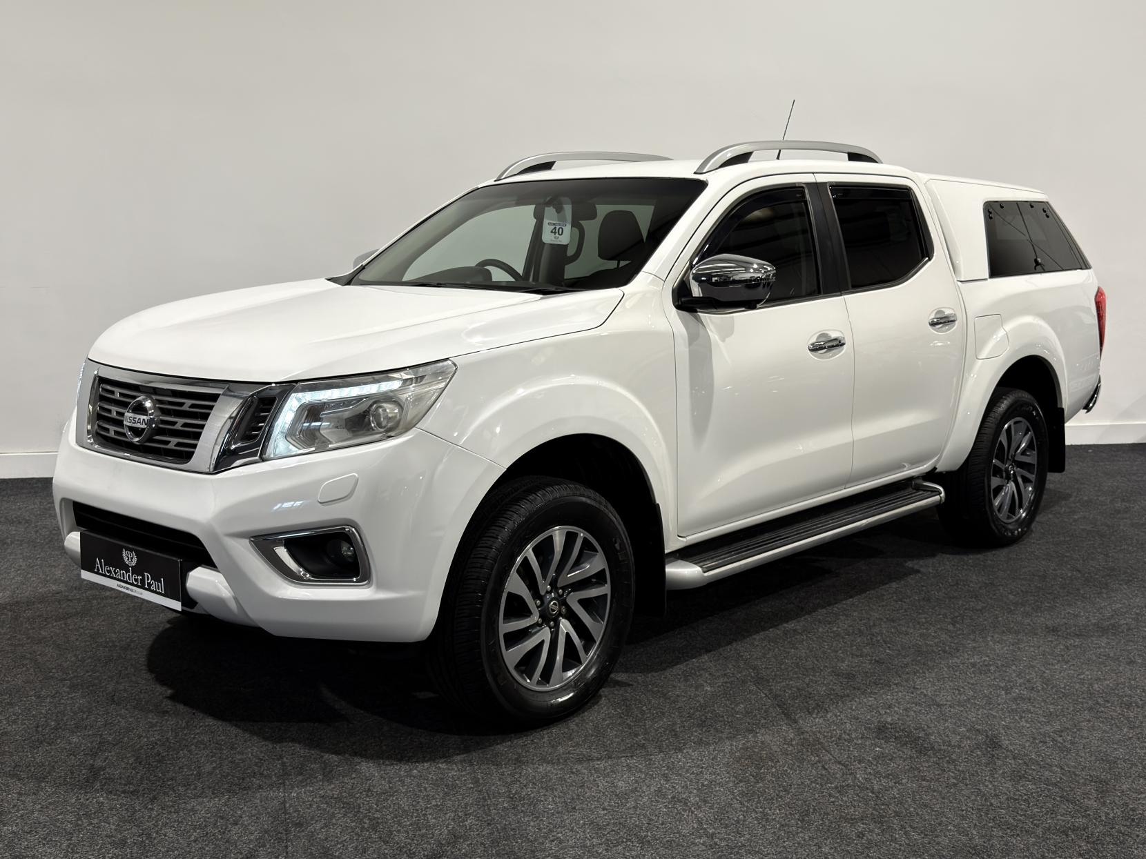 Nissan Navara 2.3 dCi Tekna Pickup Double Cab 4dr Diesel Auto 4WD Euro 6 (190 ps)