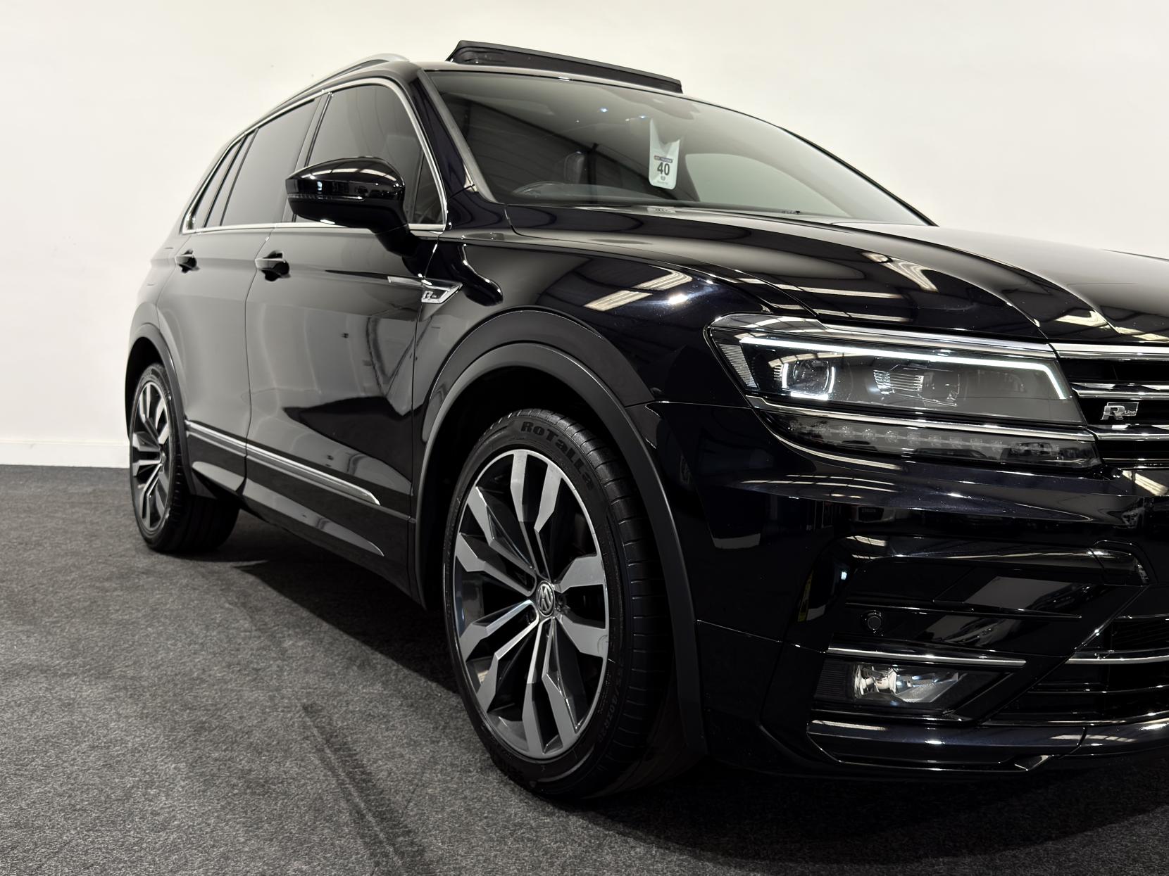 Volkswagen Tiguan 2.0 TDI R-Line SUV 5dr Diesel DSG Euro 6 (s/s) (150 ps)