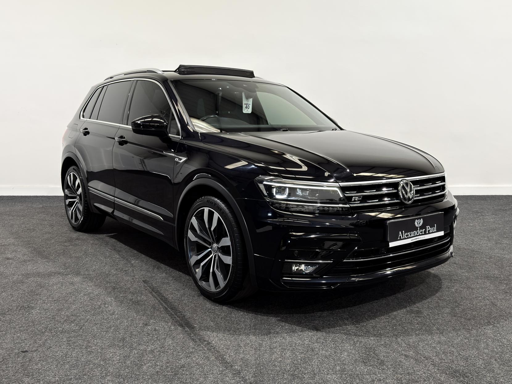 Volkswagen Tiguan 2.0 TDI R-Line SUV 5dr Diesel DSG Euro 6 (s/s) (150 ps)
