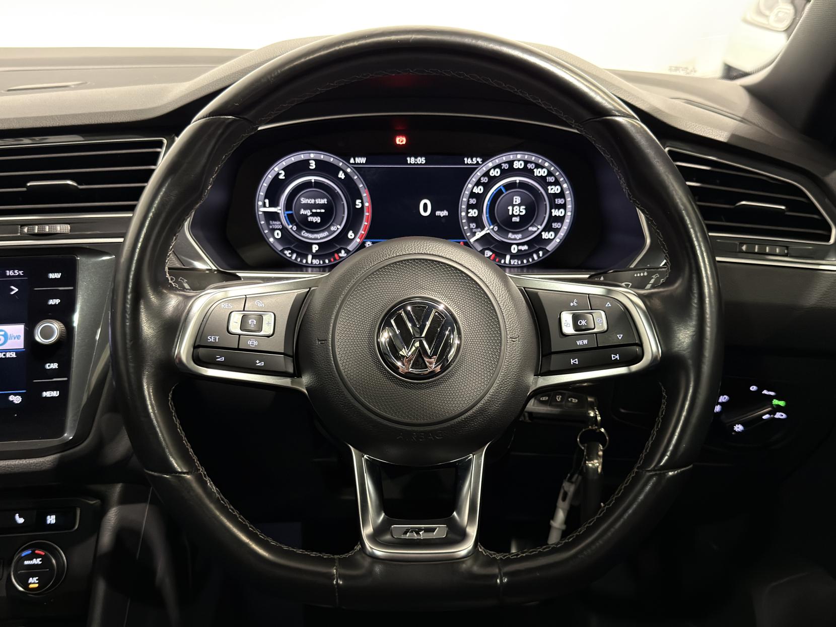 Volkswagen Tiguan 2.0 TDI R-Line SUV 5dr Diesel DSG Euro 6 (s/s) (150 ps)