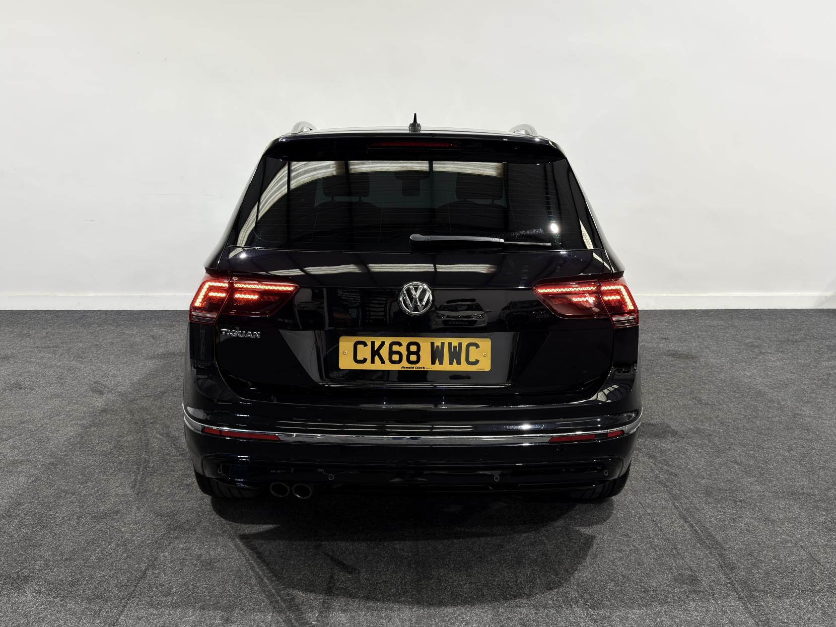 Volkswagen Tiguan 2.0 TDI R-Line SUV 5dr Diesel DSG Euro 6 (s/s) (150 ps)